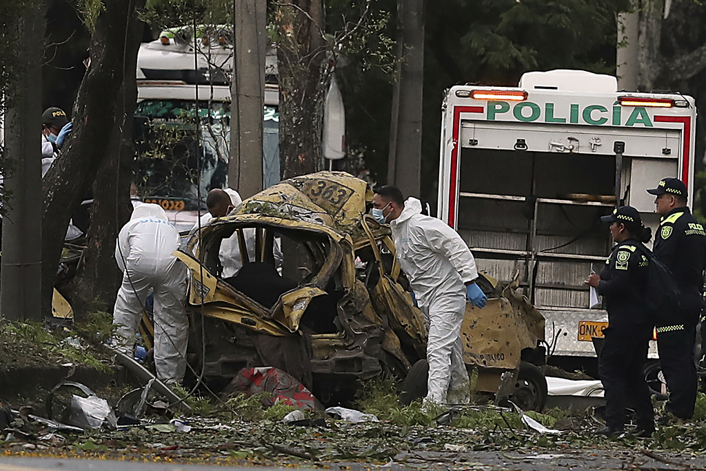 colombia death toll from attacks rises to 17