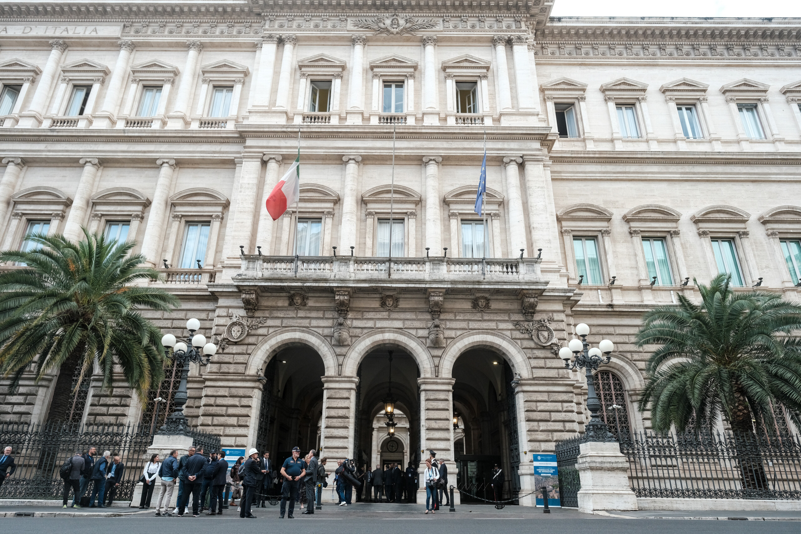 bankitalia bank transfers and cards e108 5 million in payment fraud in six months scaled