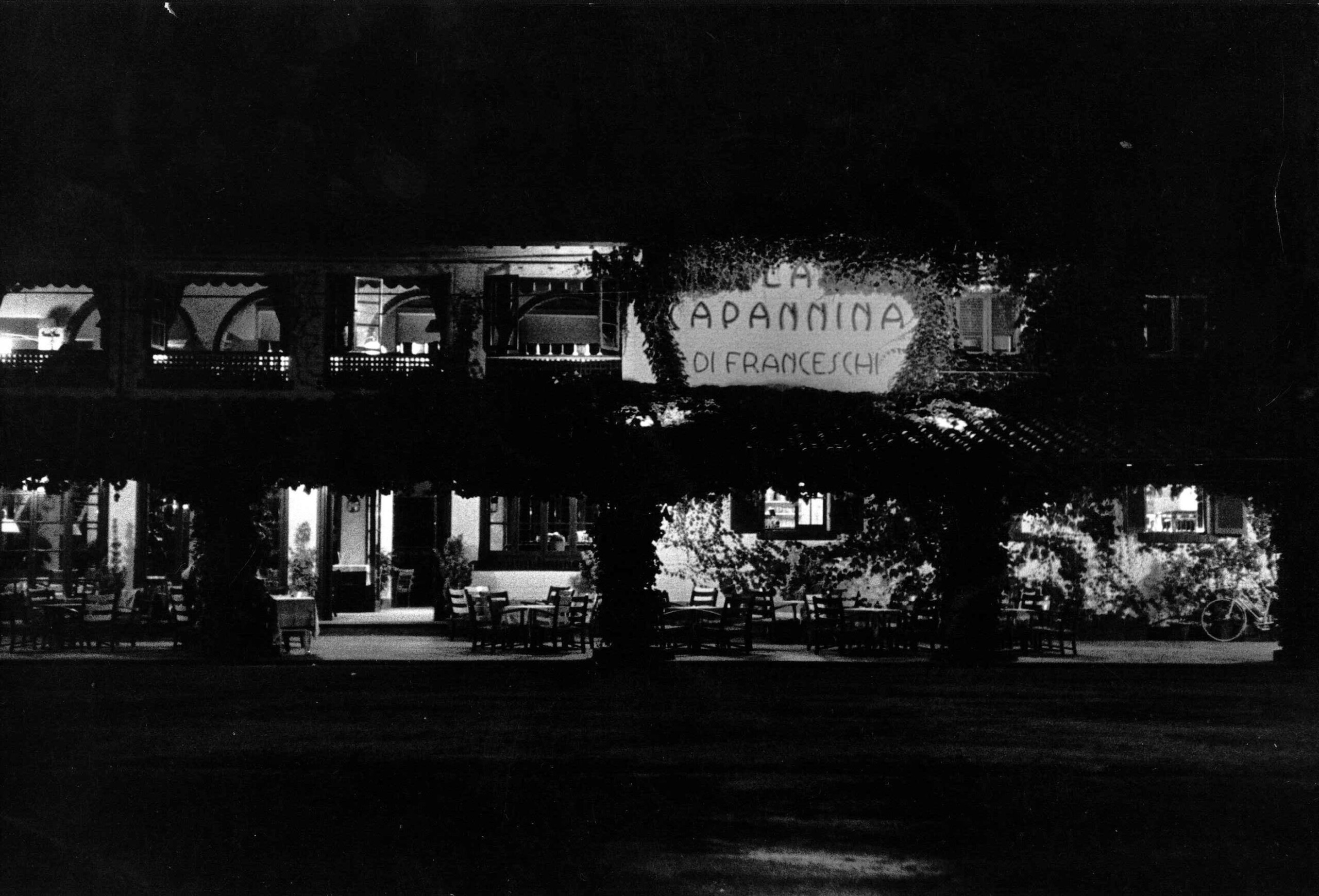 armani acquires la capannina di franceschi in forte dei marmi scaled