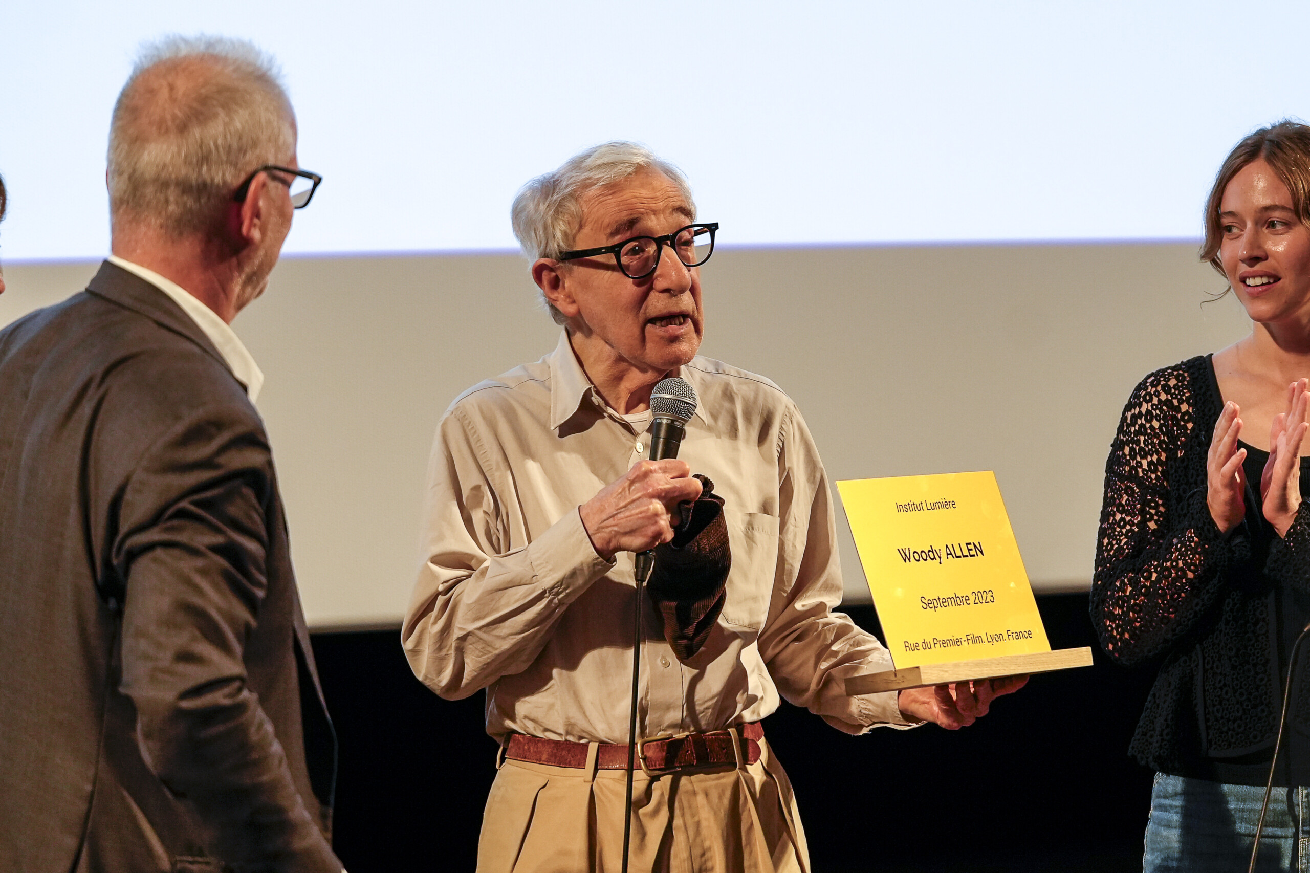 ukraine theatres cancel shows inspired by woody allen scaled