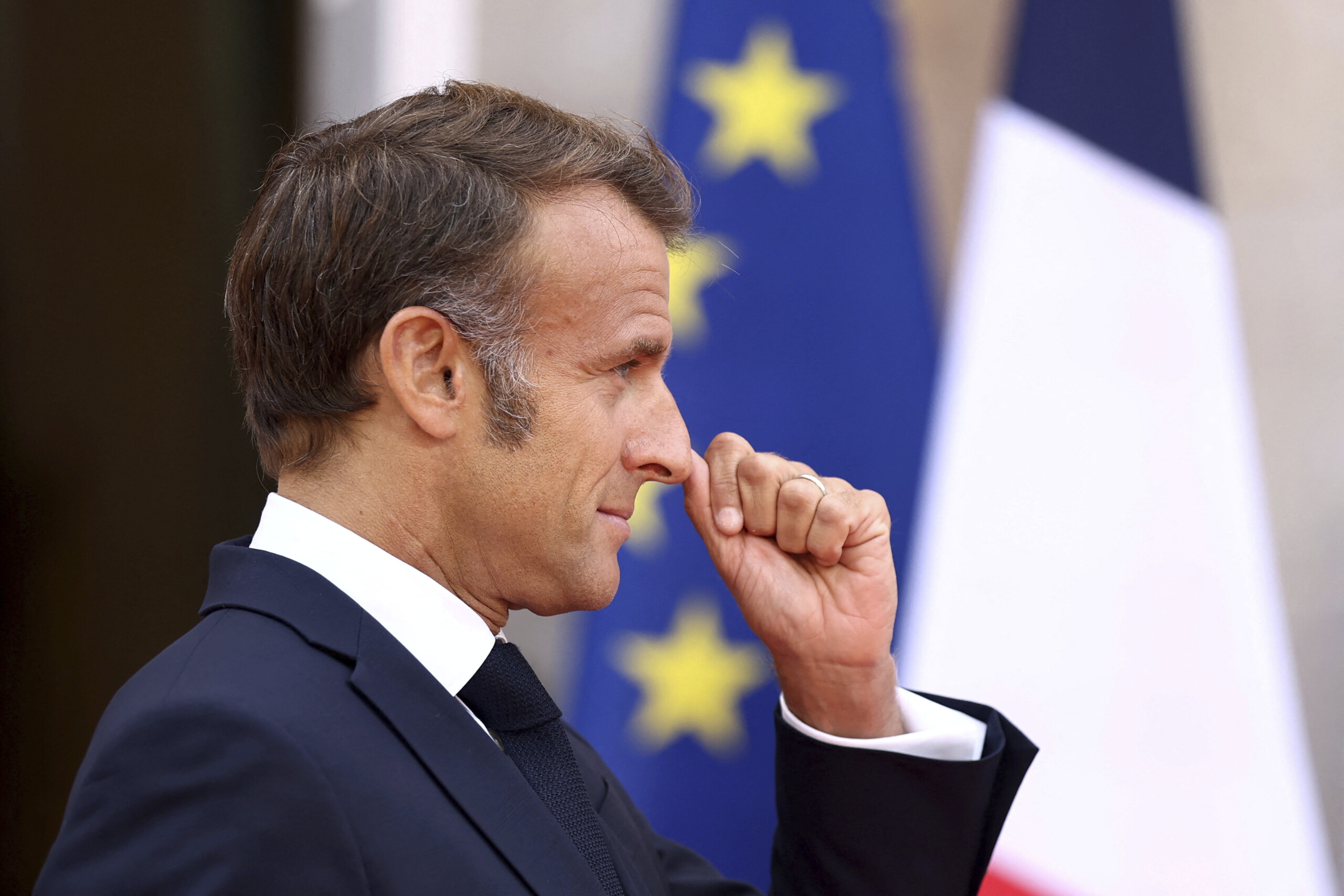 france macron urges coalition leaders to work with socialist party scaled