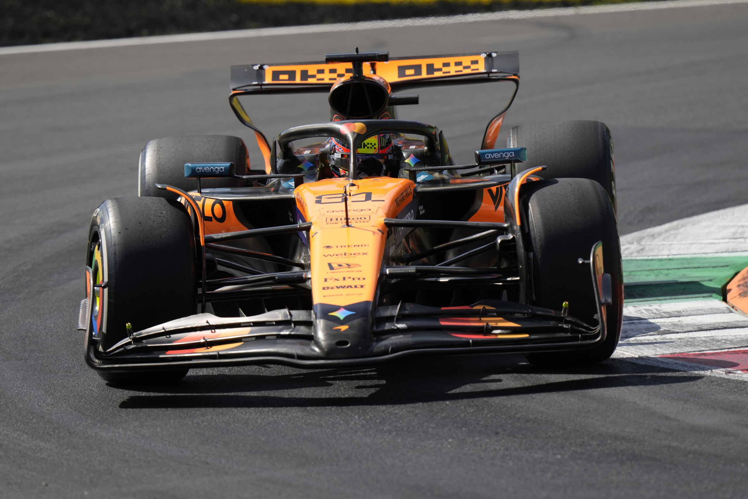 f1 piastri ill try to make up some positions in the race scaled