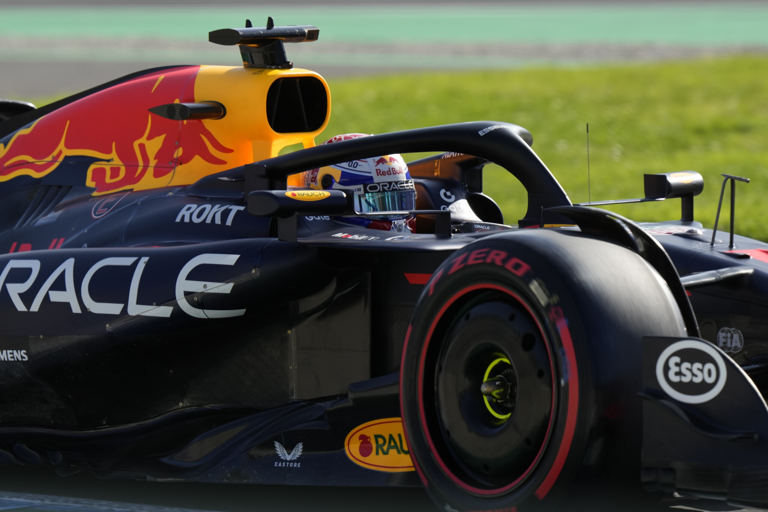 f1 verstappen takes pole position in italian grand prix scaled