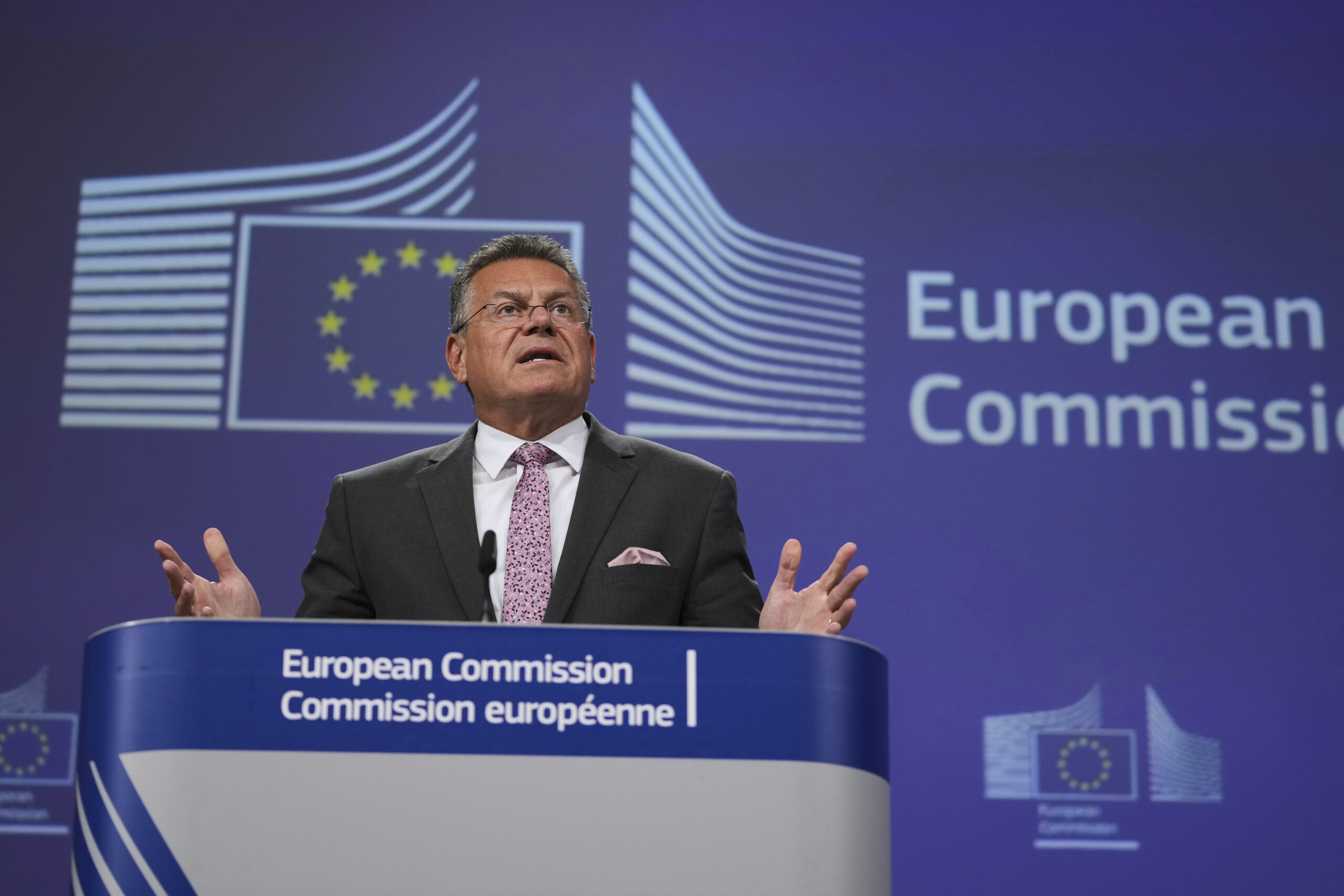tariffs eu trumps executive order paves the way for a 15 reduction for cars scaled