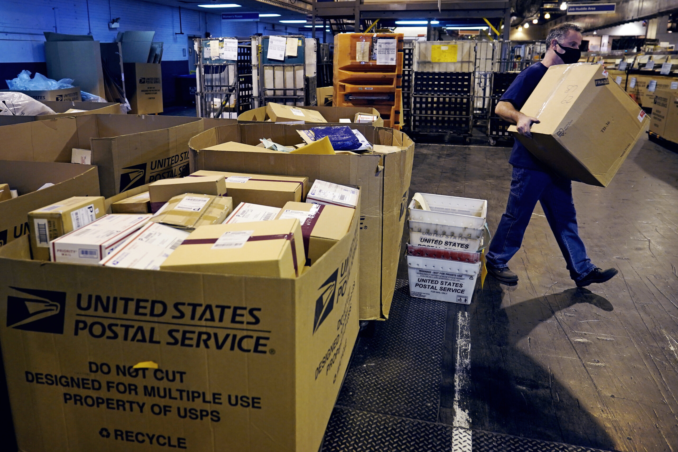 tariffs un 80 drop in postal services to the us due to tariffs scaled