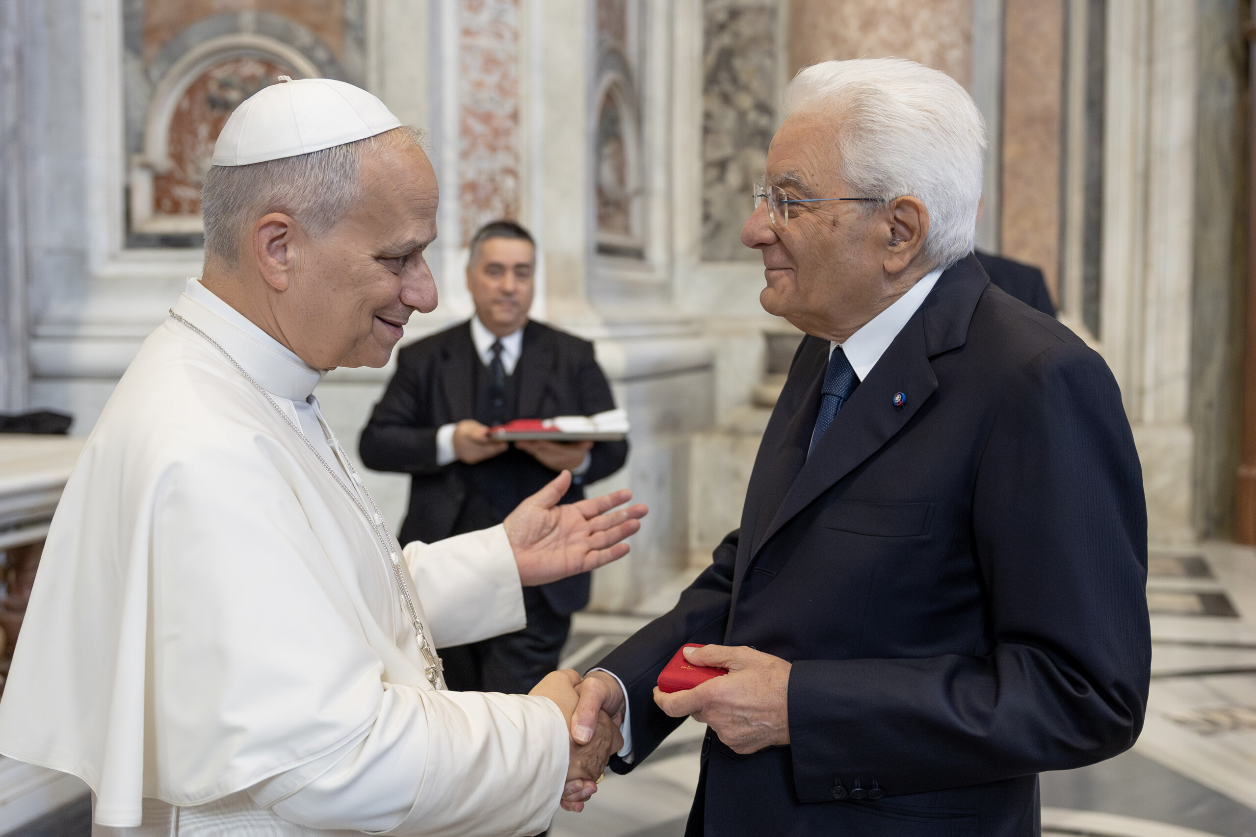 pope mattarella world on dangerous precipice urgent need for peace and justice scaled
