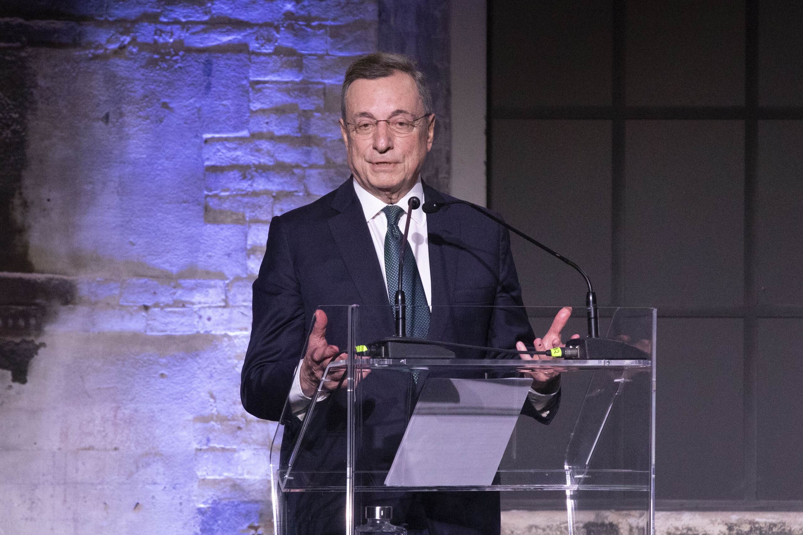 eu draghi now we need 1 2 trillion in investments 510 billion from the public sector scaled