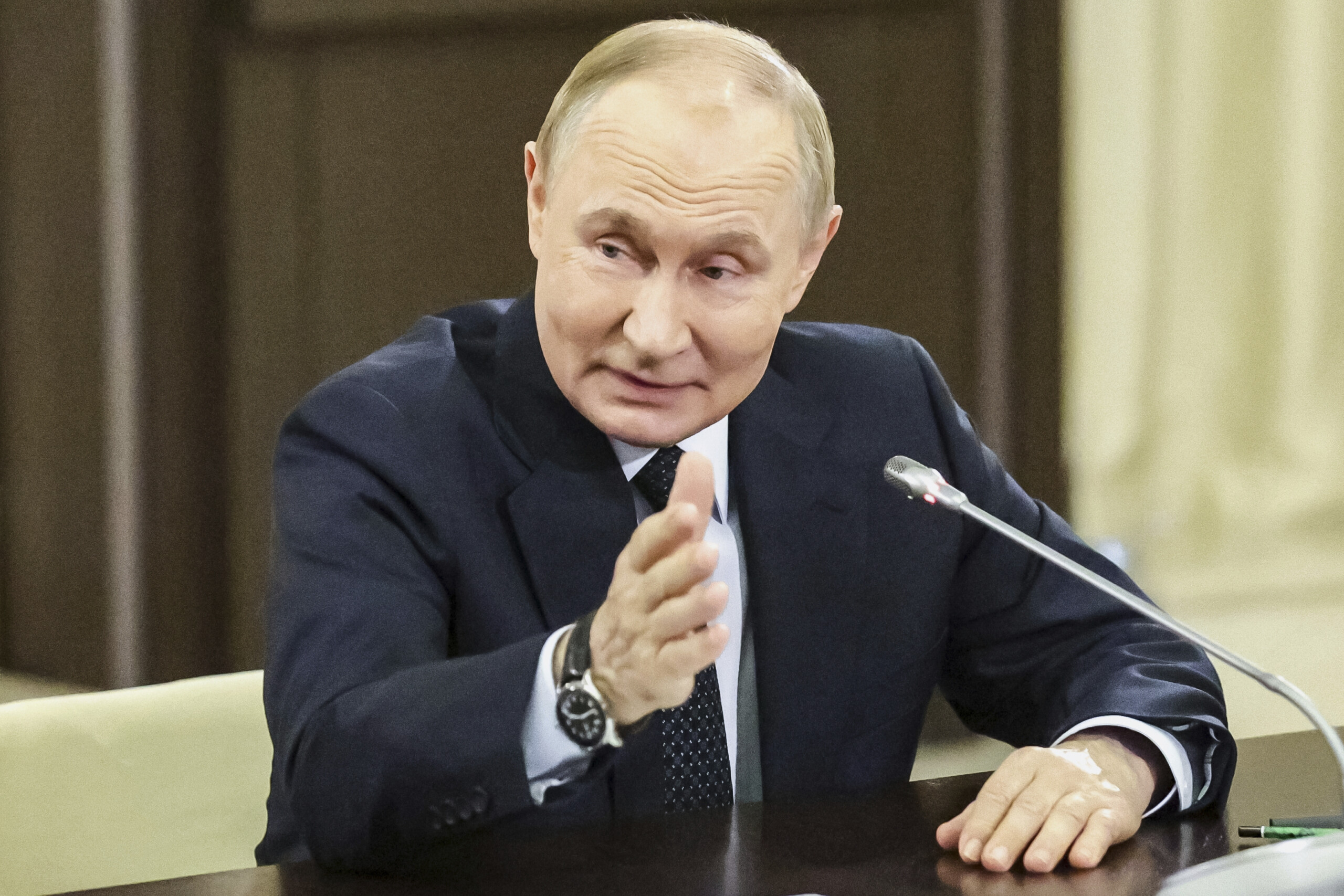 chief 007 gb no evidence that putin wants to negotiate peace scaled