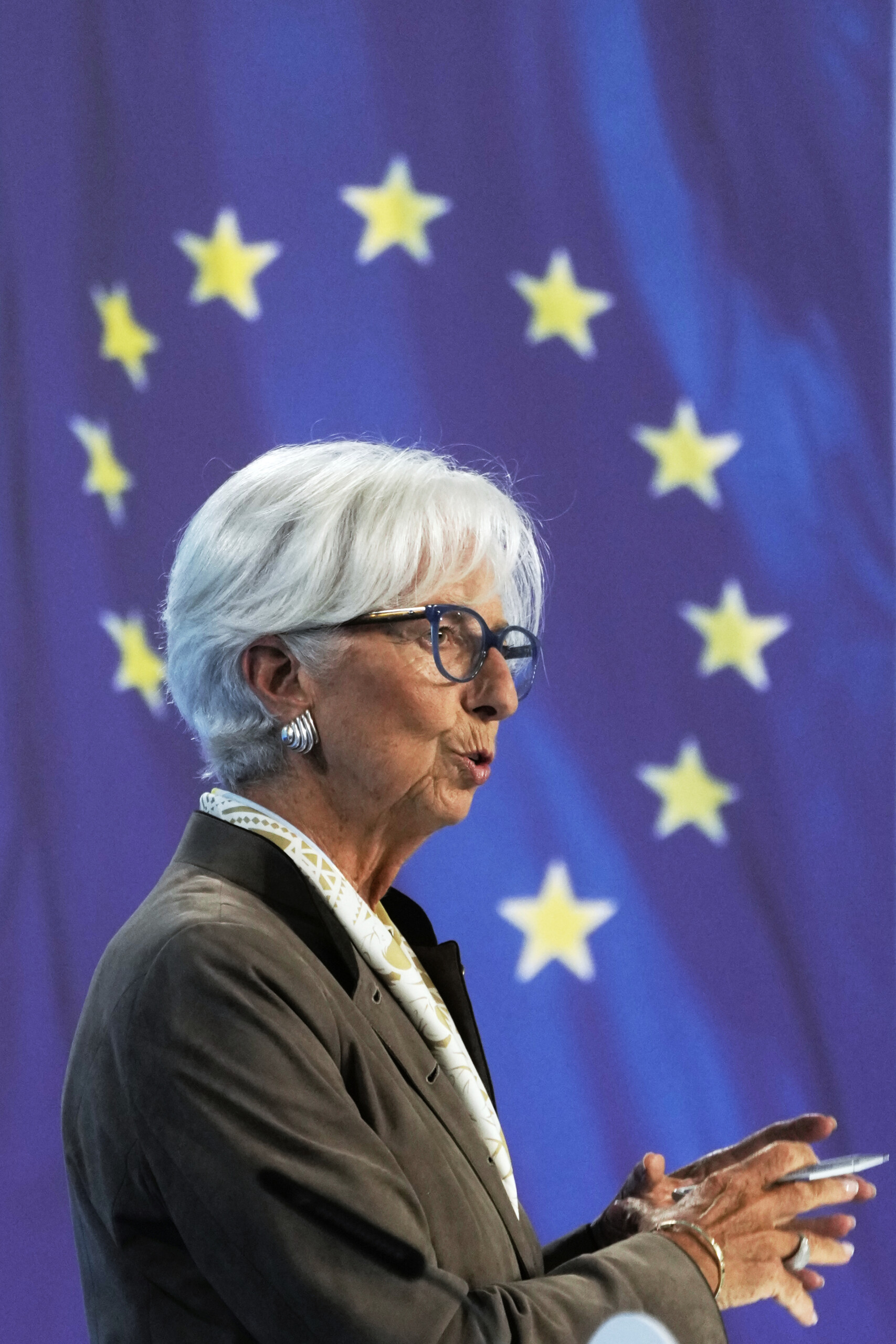 ecb lagarde inflation risks are contained in both directions scaled