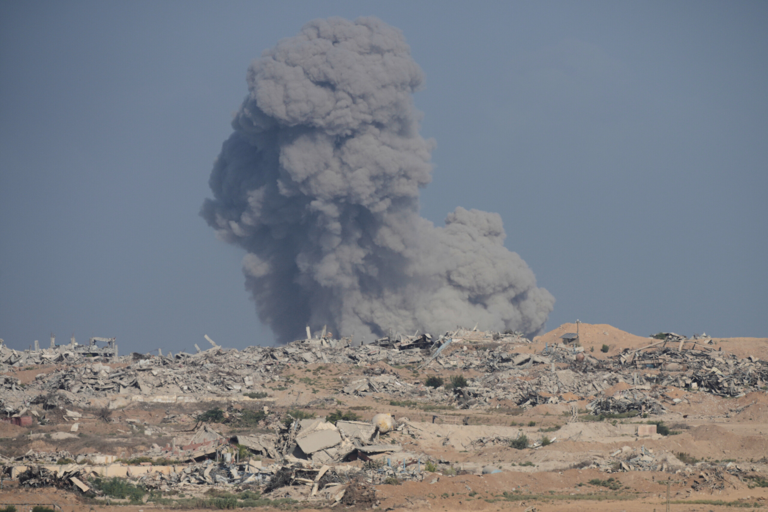 gaza israeli raid 45 dead since dawn scaled