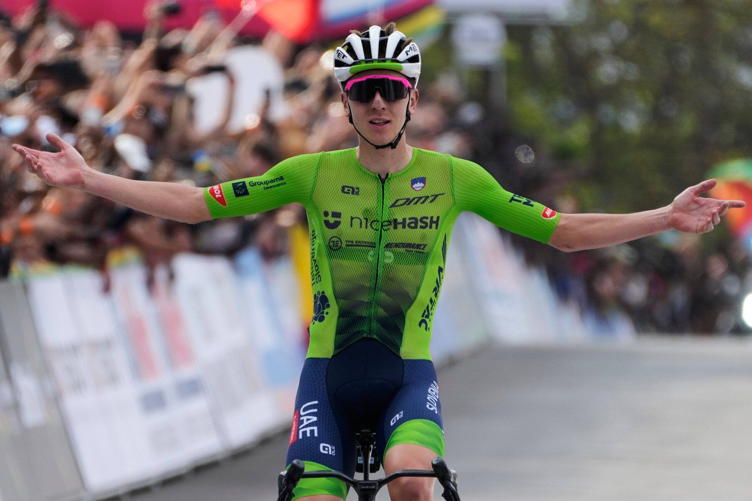 cycling european championships pogacar triumphs alone scaroni 4th scaled