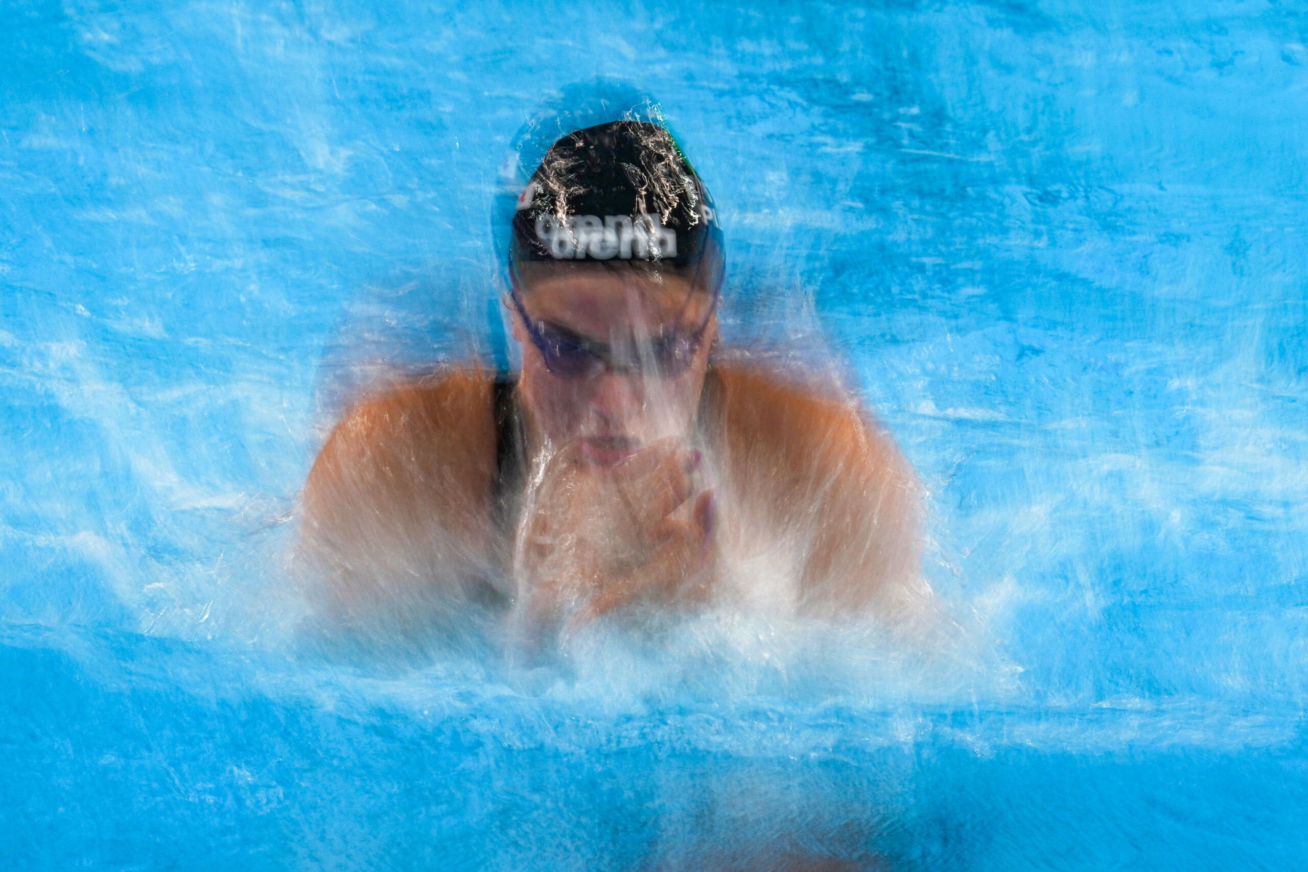 swimming theft in singapore fin suspends pilato and tarantino for 90 days scaled