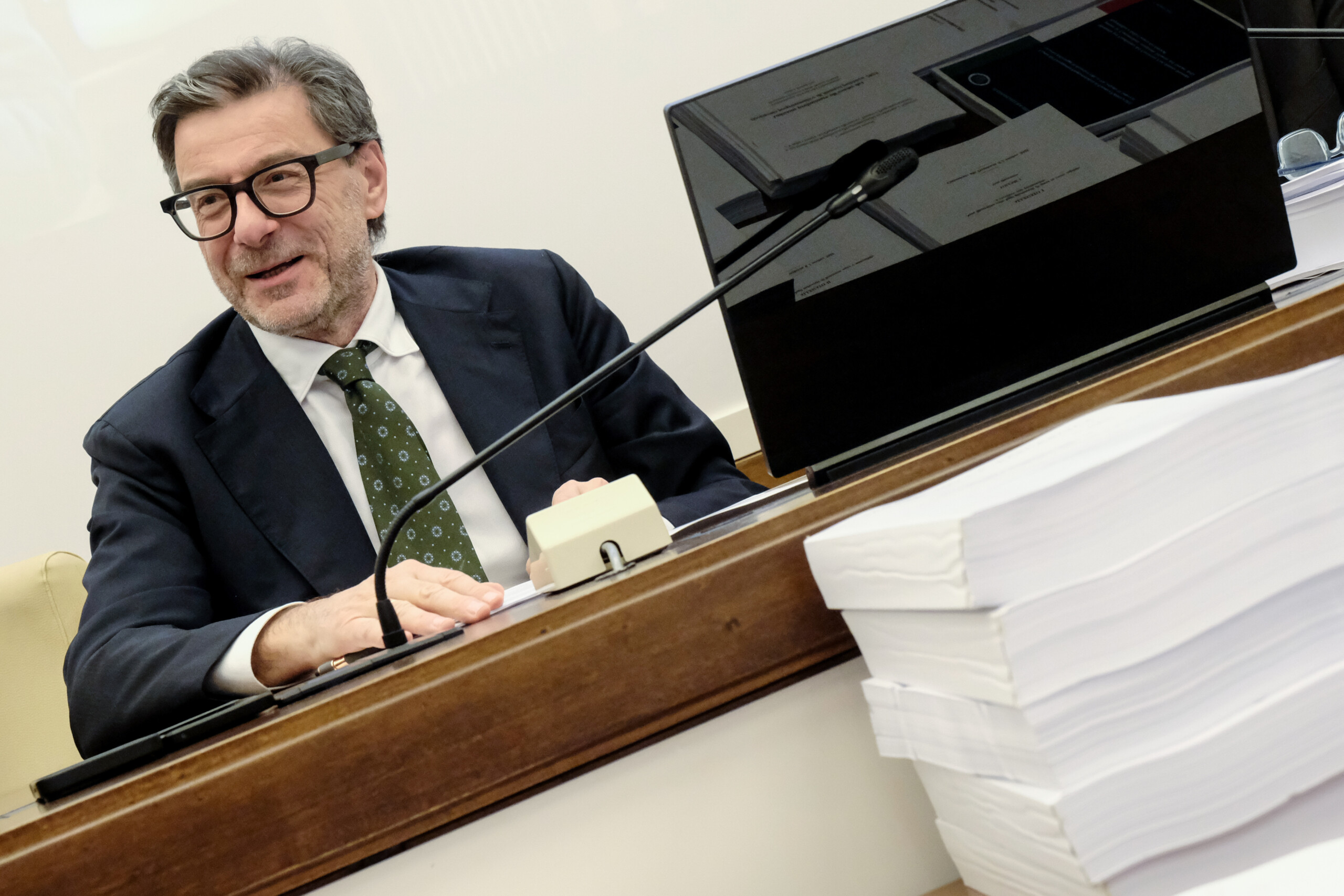 EU, Giorgetti: ‘Cabinet meeting on budget on Tuesday, then to Brussels by 15 October’ 1 eu giorgetti cabinet meeting on budget on tuesday then to brussels by 15 october scaled