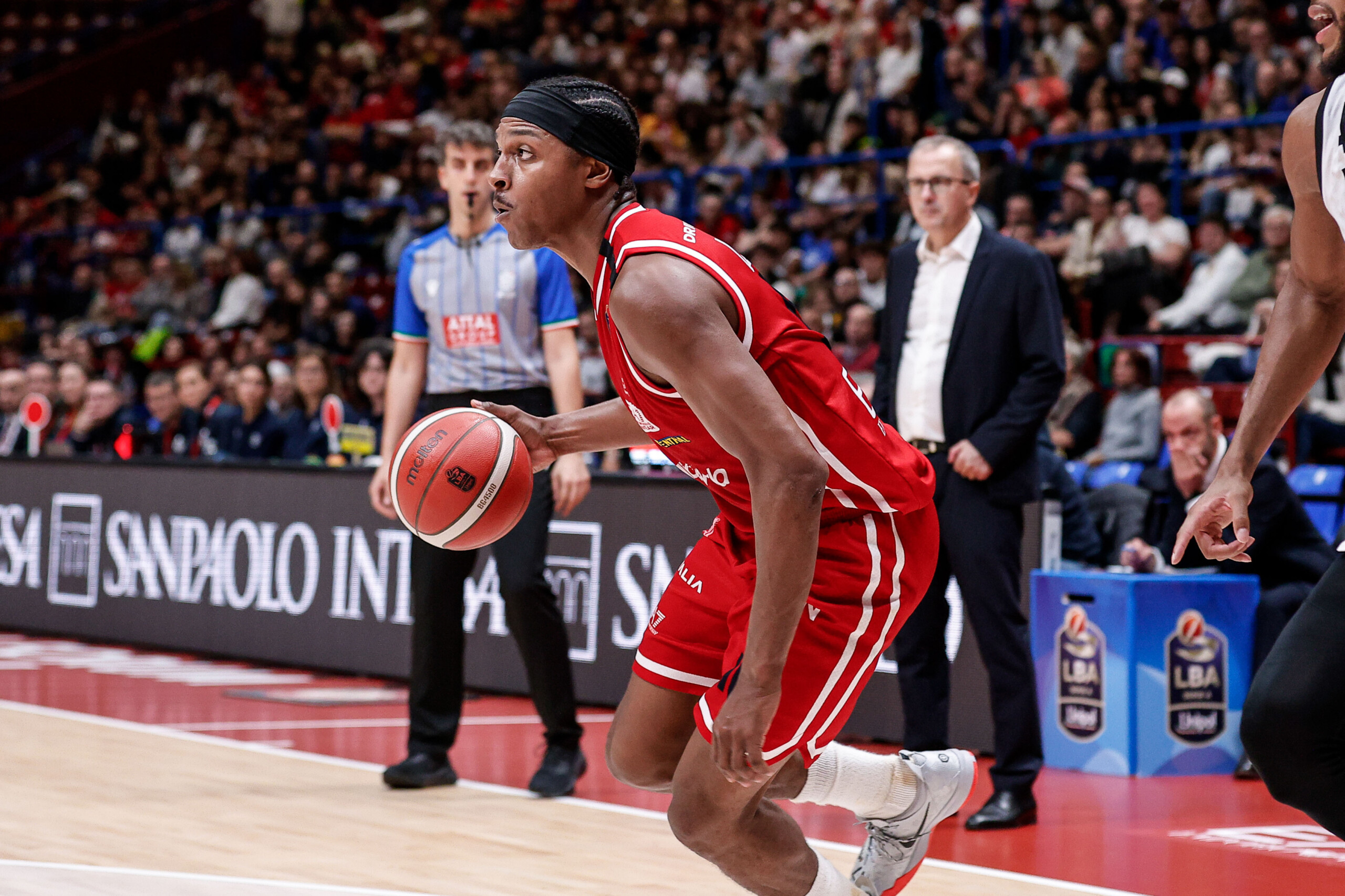 basketball serie a olimpia milano wins 94 61 at varese in the early match scaled