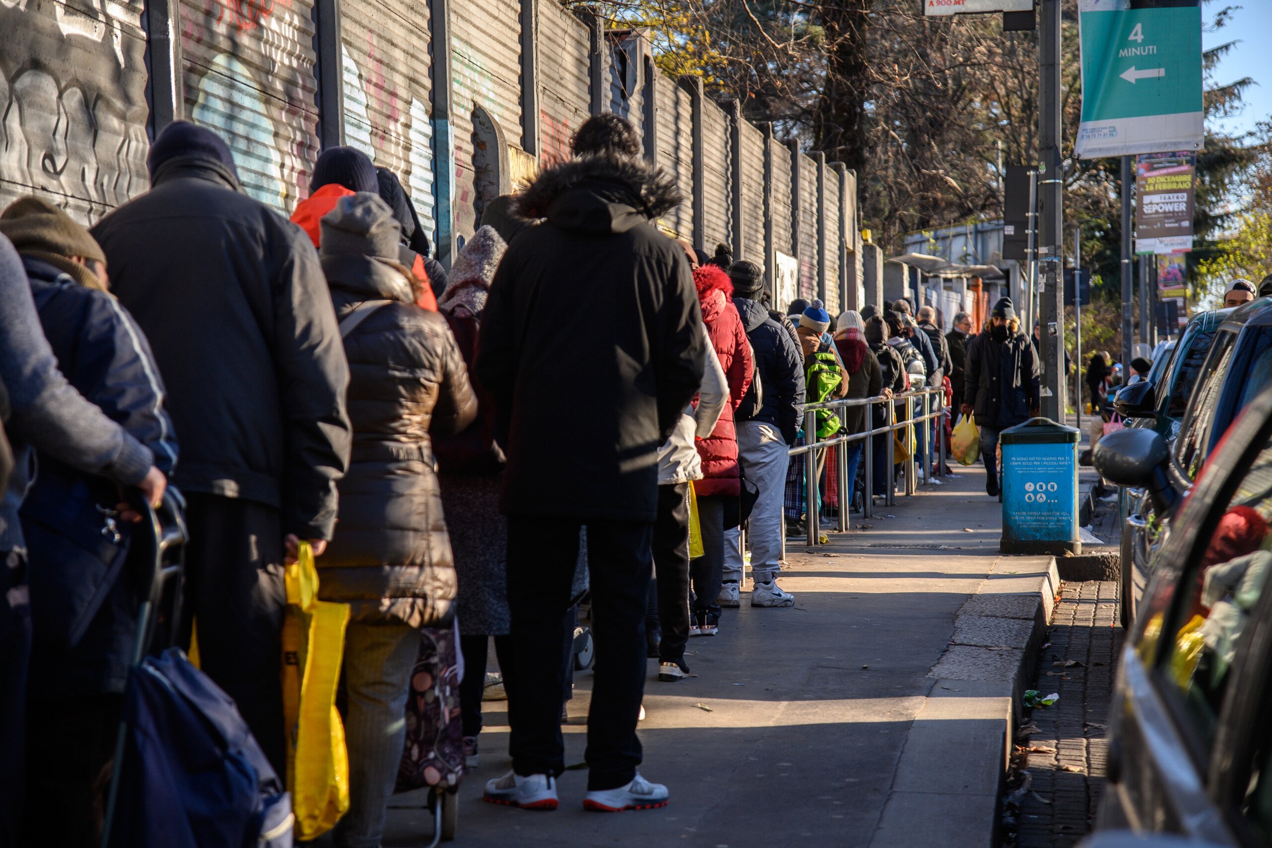 istat in 2024 5 7 million people in absolute poverty stable compared to 2023 scaled