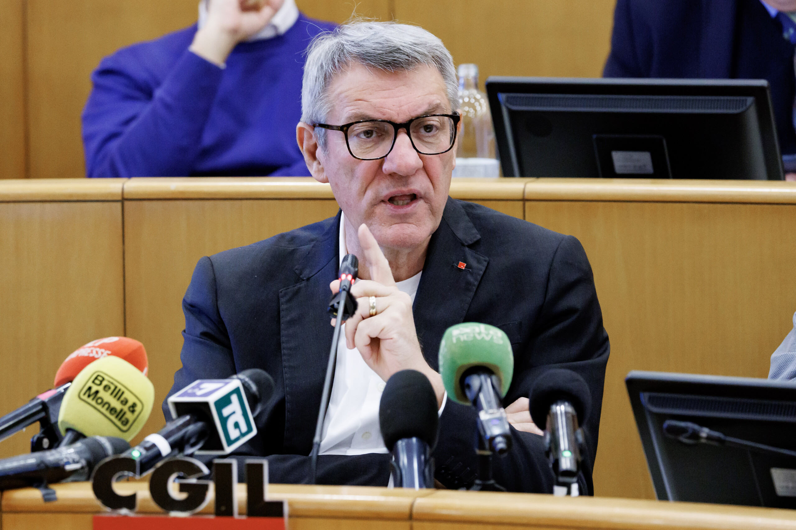 budget landini our demand remains wage revaluation scaled