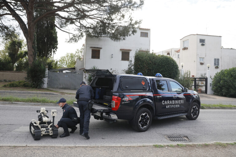 ranucci attack car in front of journalists house had been stolen in ostia