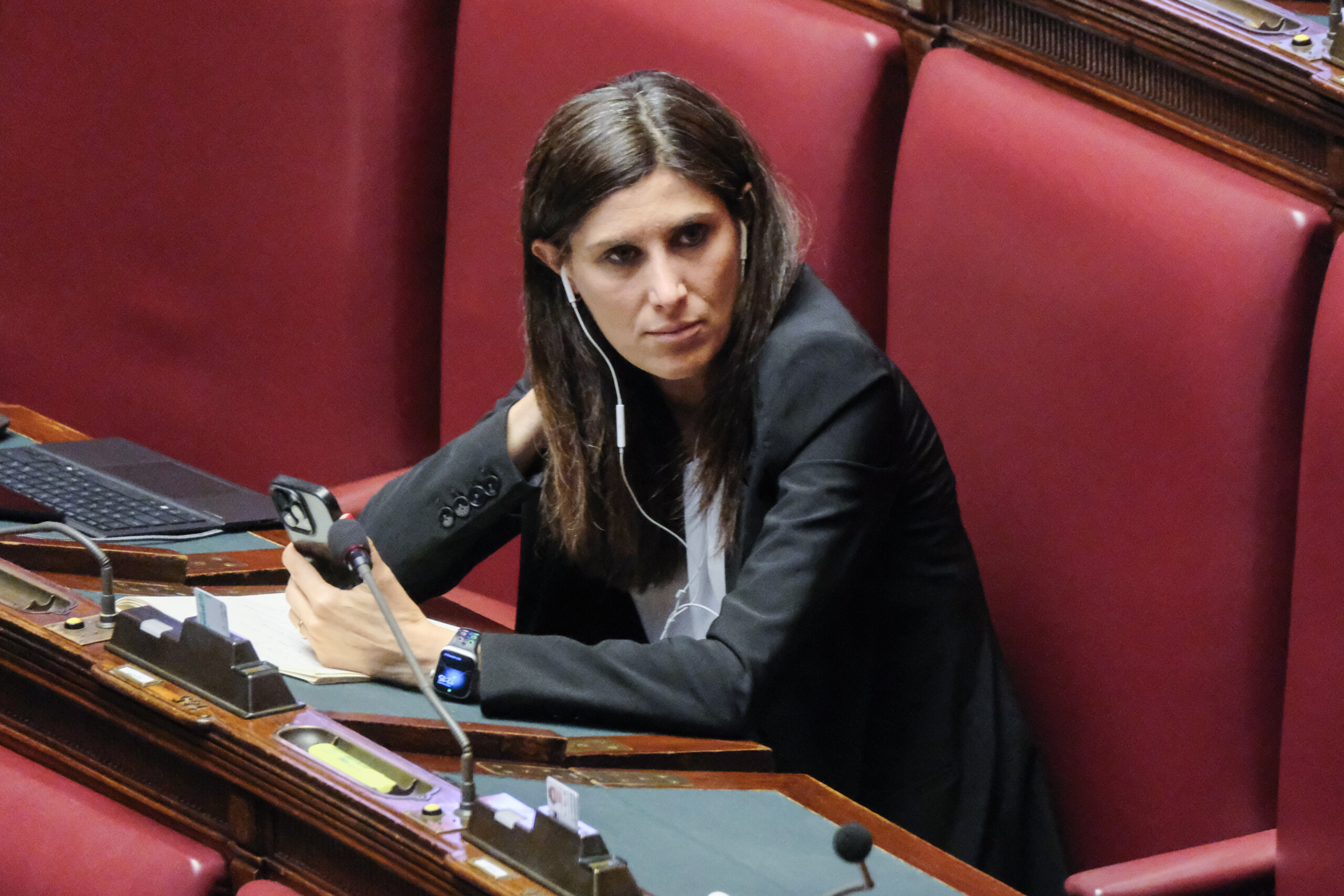m5s appendino resigns from position as vice president scaled
