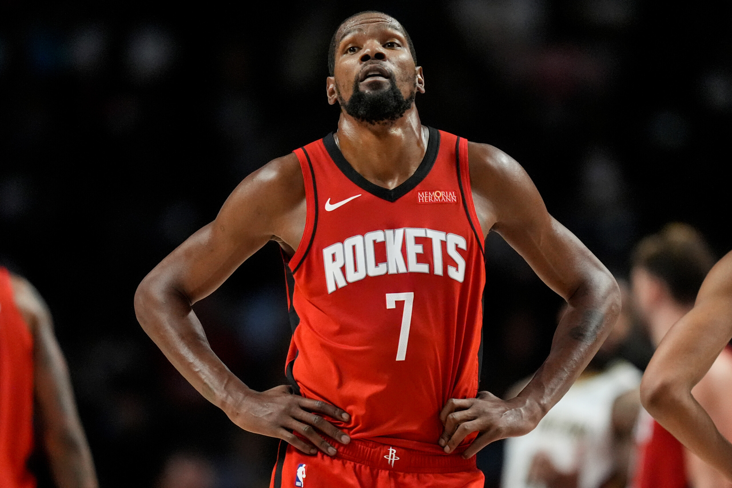 kevin durant renews with the houston rockets 90 million over two years scaled