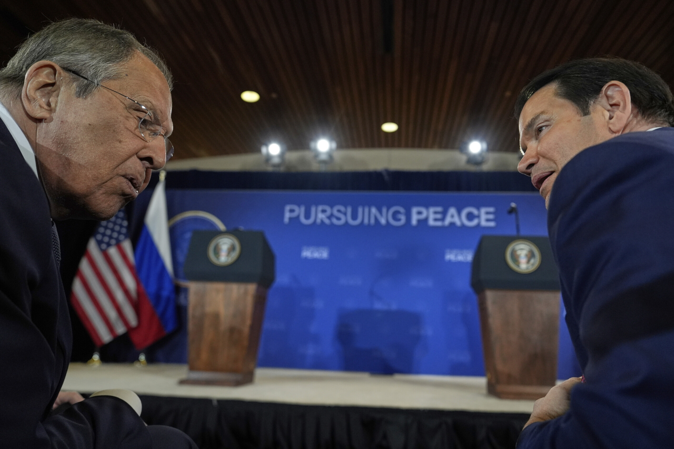 us russia moscow lavrov rubio phone call constructive talks scaled