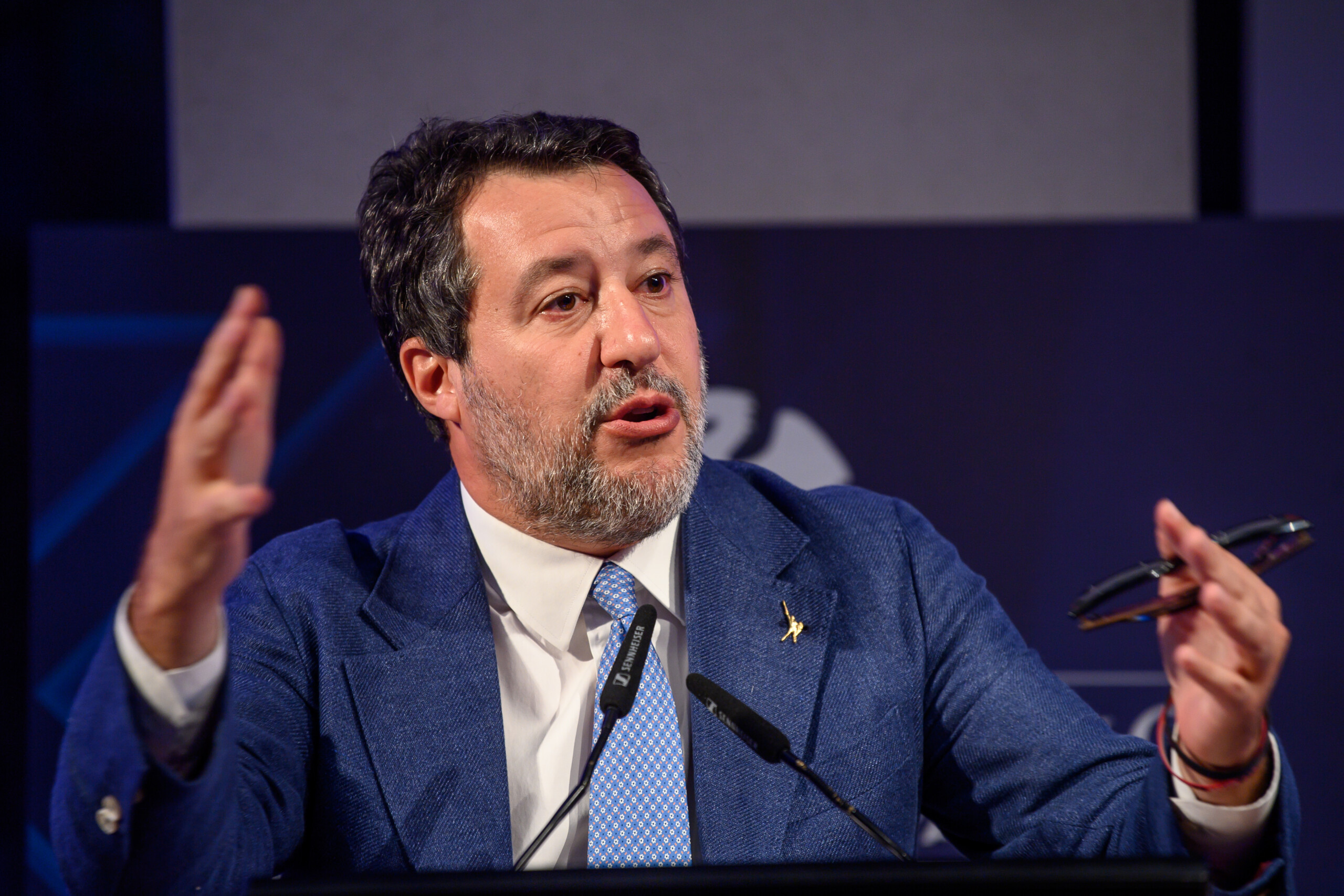 Banks, Salvini: ‘No persecution, but we will ask for funds for housing’ 1 banks salvini no persecution but we will ask for funds for housing scaled