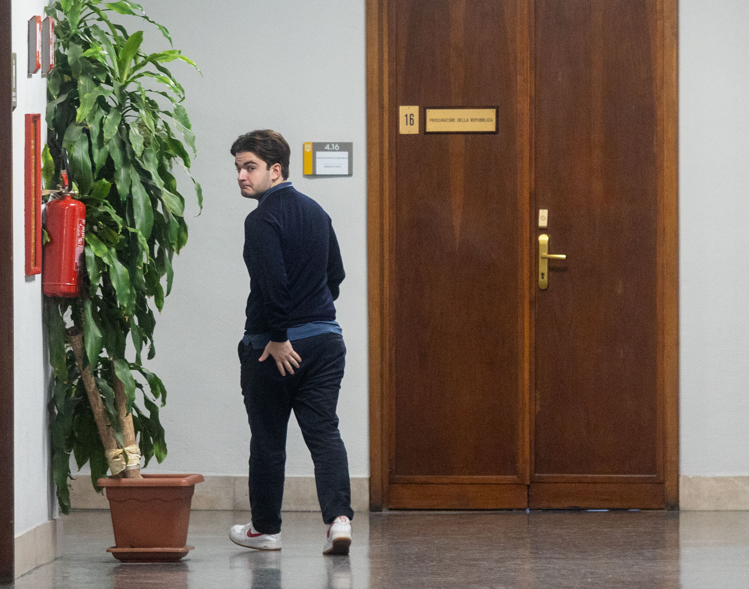 la russa jr case sexual assault charges against leonardo apache dismissed