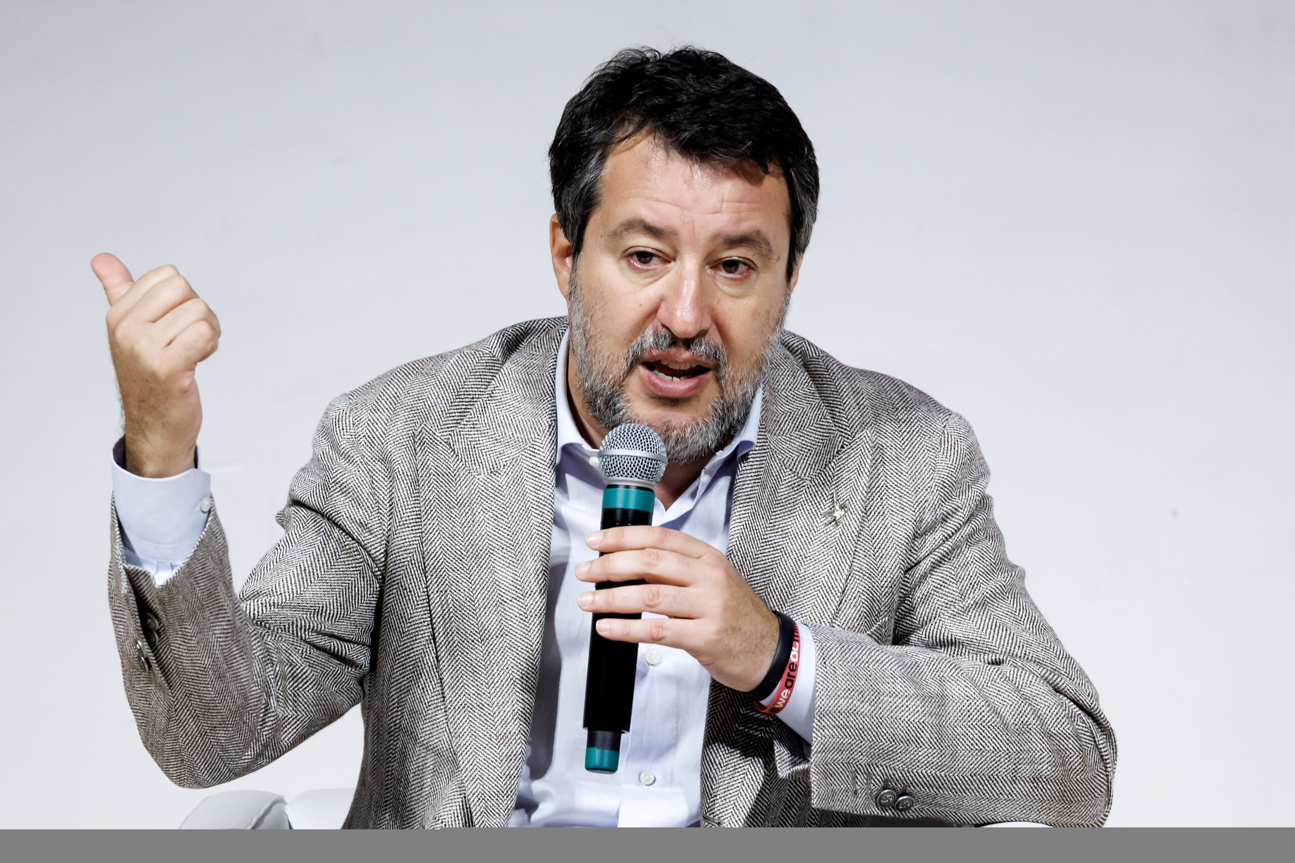 ponte stretto salvini determined to move forward regulations respected scaled