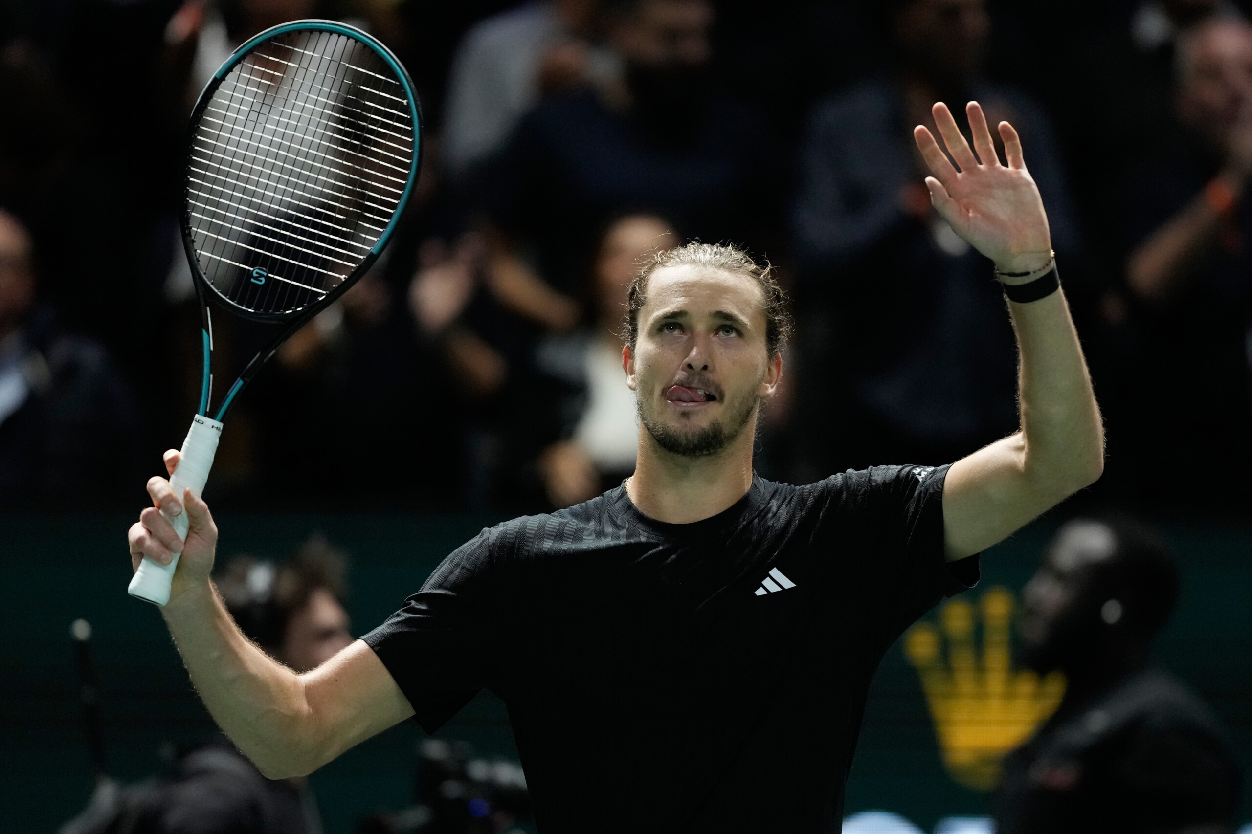 atp paris zverev beats medvedev and faces sinner in the semi finals scaled