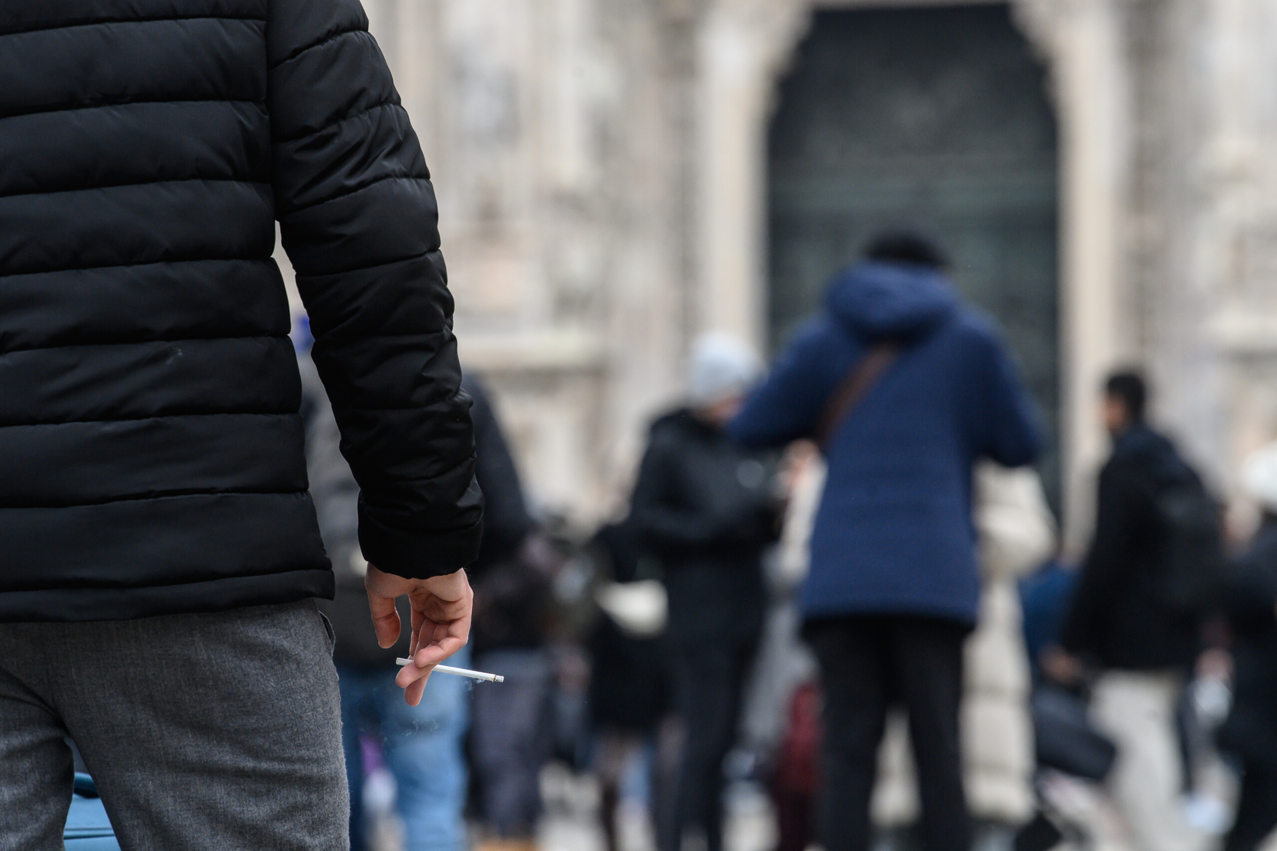 maldives bans smoking for those born since 2007 first country to introduce generational ban scaled