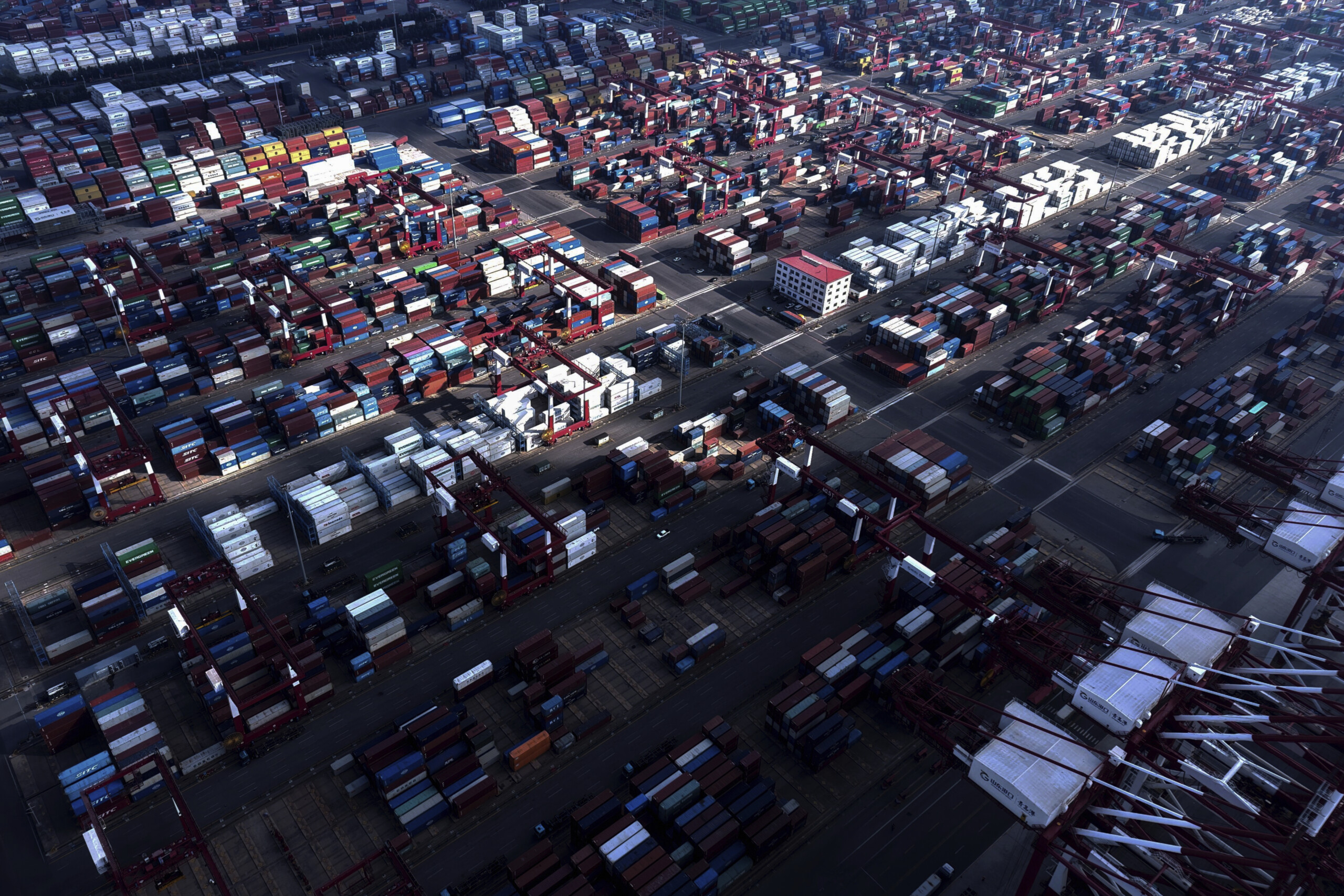 tariffs china extends suspension of 24 tariffs on imports from the us scaled