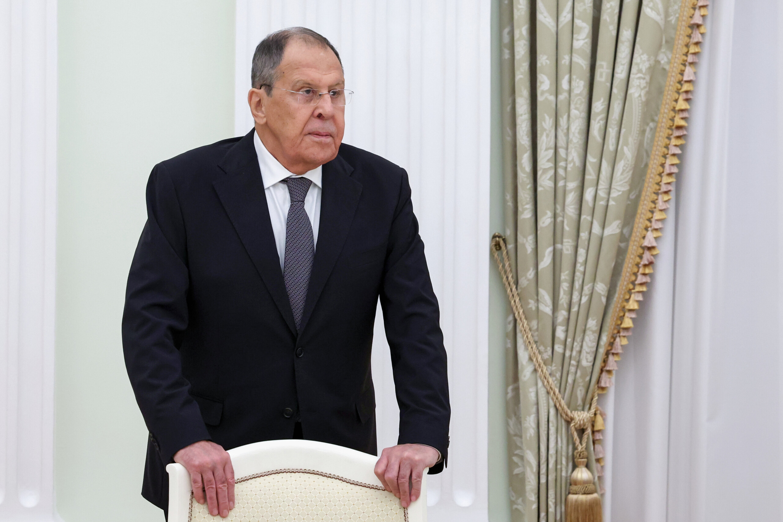 Ukraine, Lavrov: ‘Use of frozen Russian assets is deception and robbery’ 1 ukraine lavrov use of frozen russian assets is deception and robbery scaled