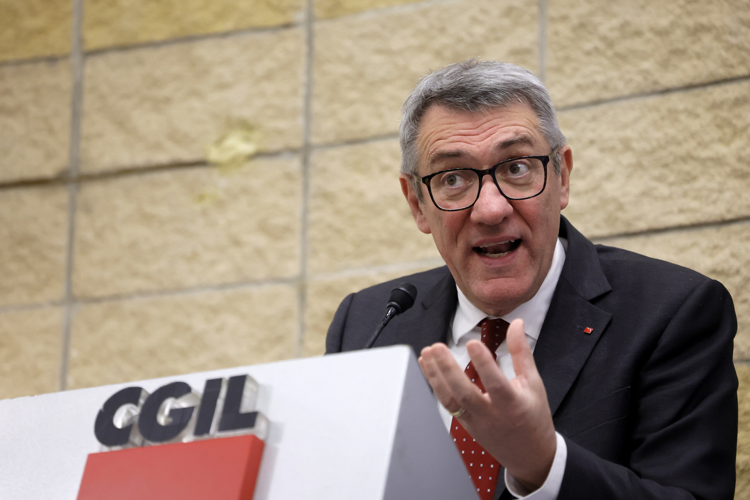 Budget Law, Landini: “Government tells lies and always raises funds from the usual people” 1 budget law landini government tells lies and always raises funds from the usual people scaled