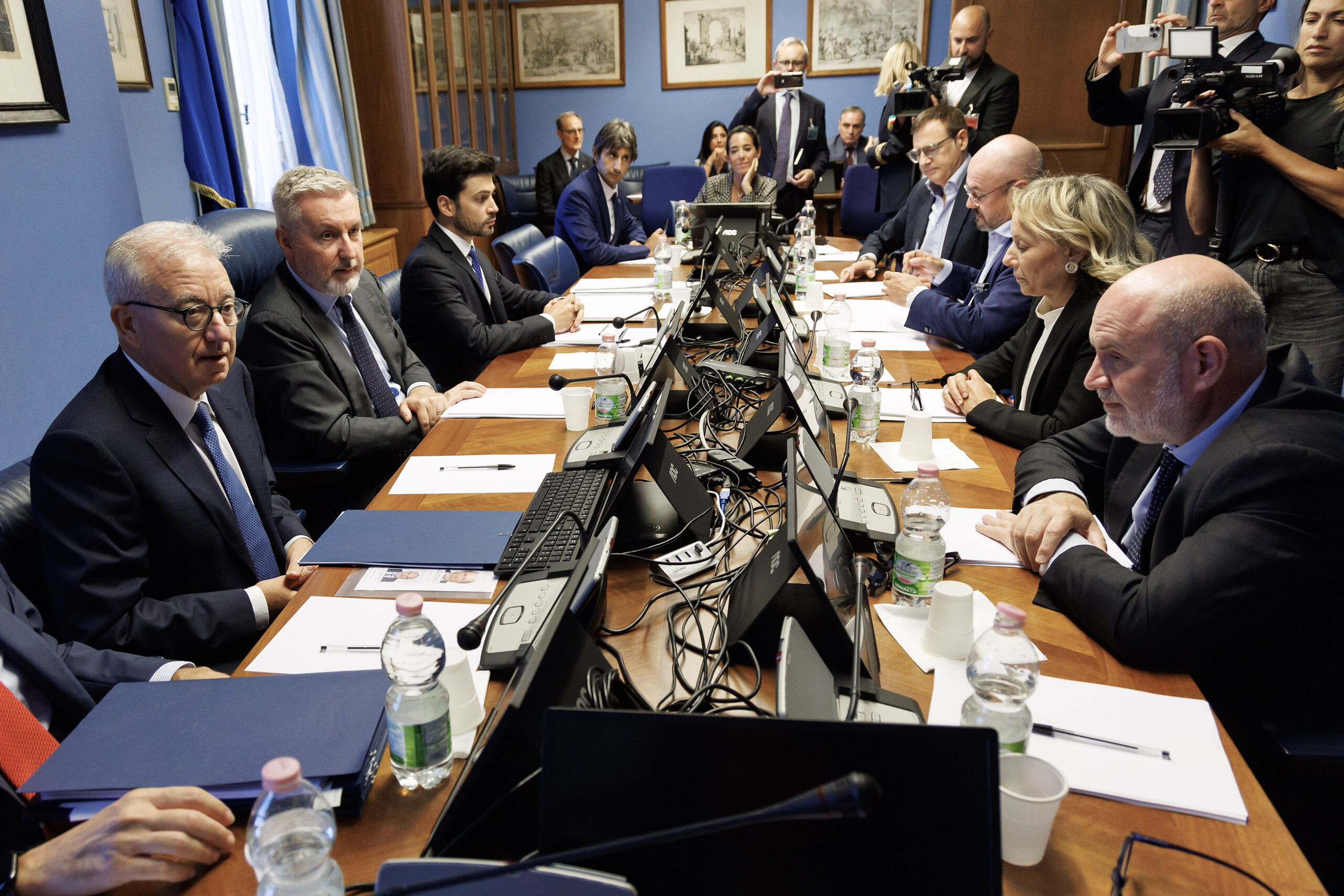 re armament guerini unavoidable divisions within the majority are not good for italy scaled