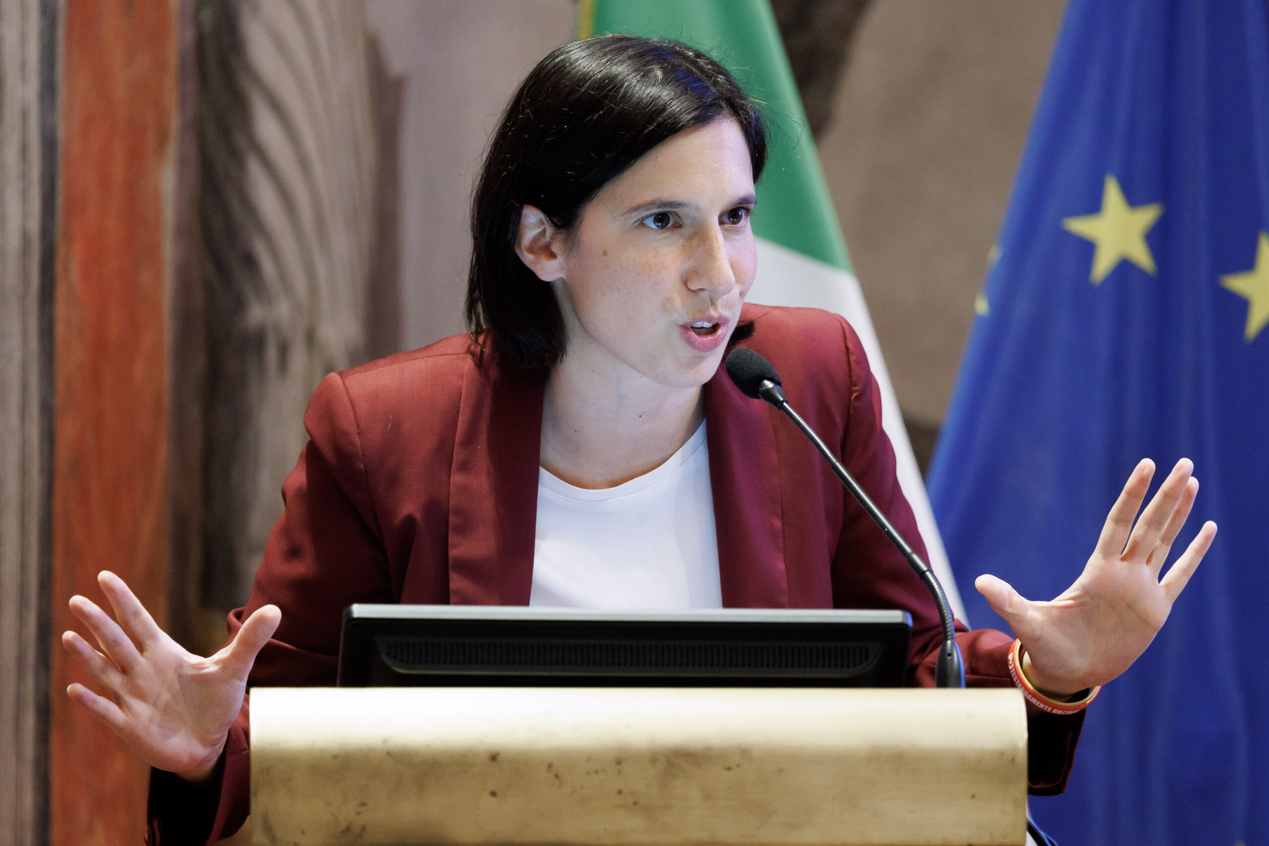 fascism schlein says neo fascist organisations must be dissolved according to the constitution scaled