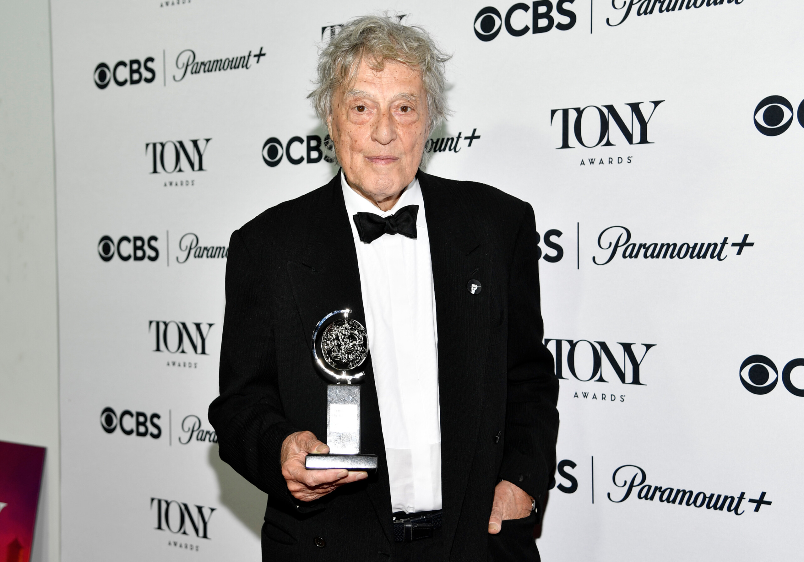 cinema tom stoppard oscar winner in 1998 for shakespeare in love dies at 88 scaled