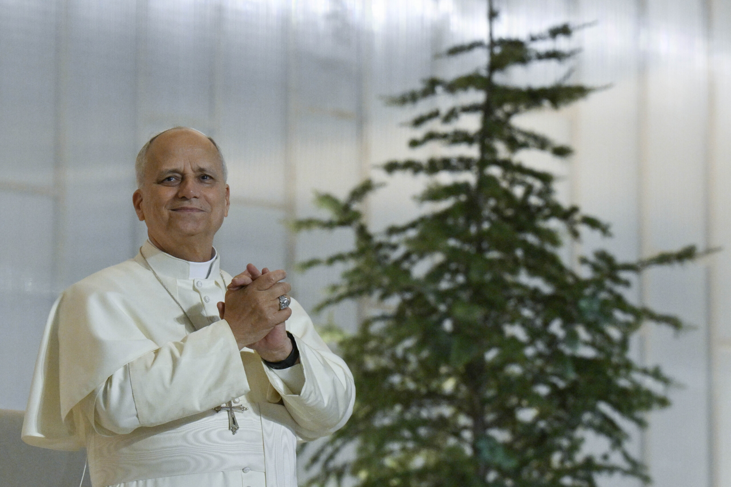 pope last day of trip begins leo xiv at the hospital de la croix scaled