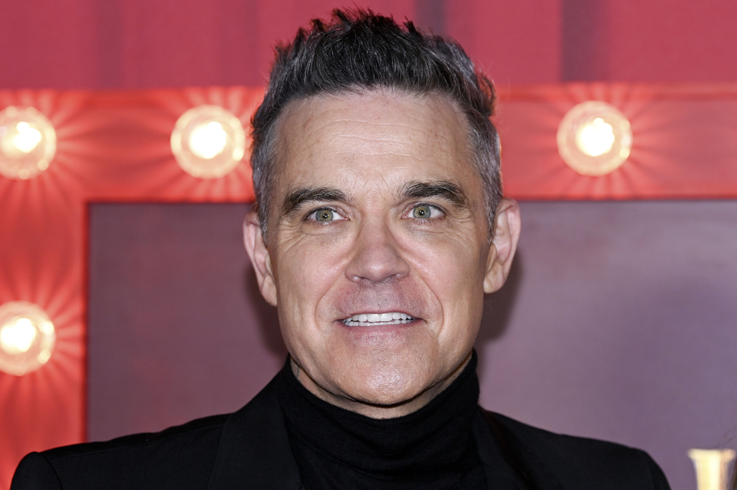 music the cure lenny kravitz and robbie williams at firenze rocks scaled