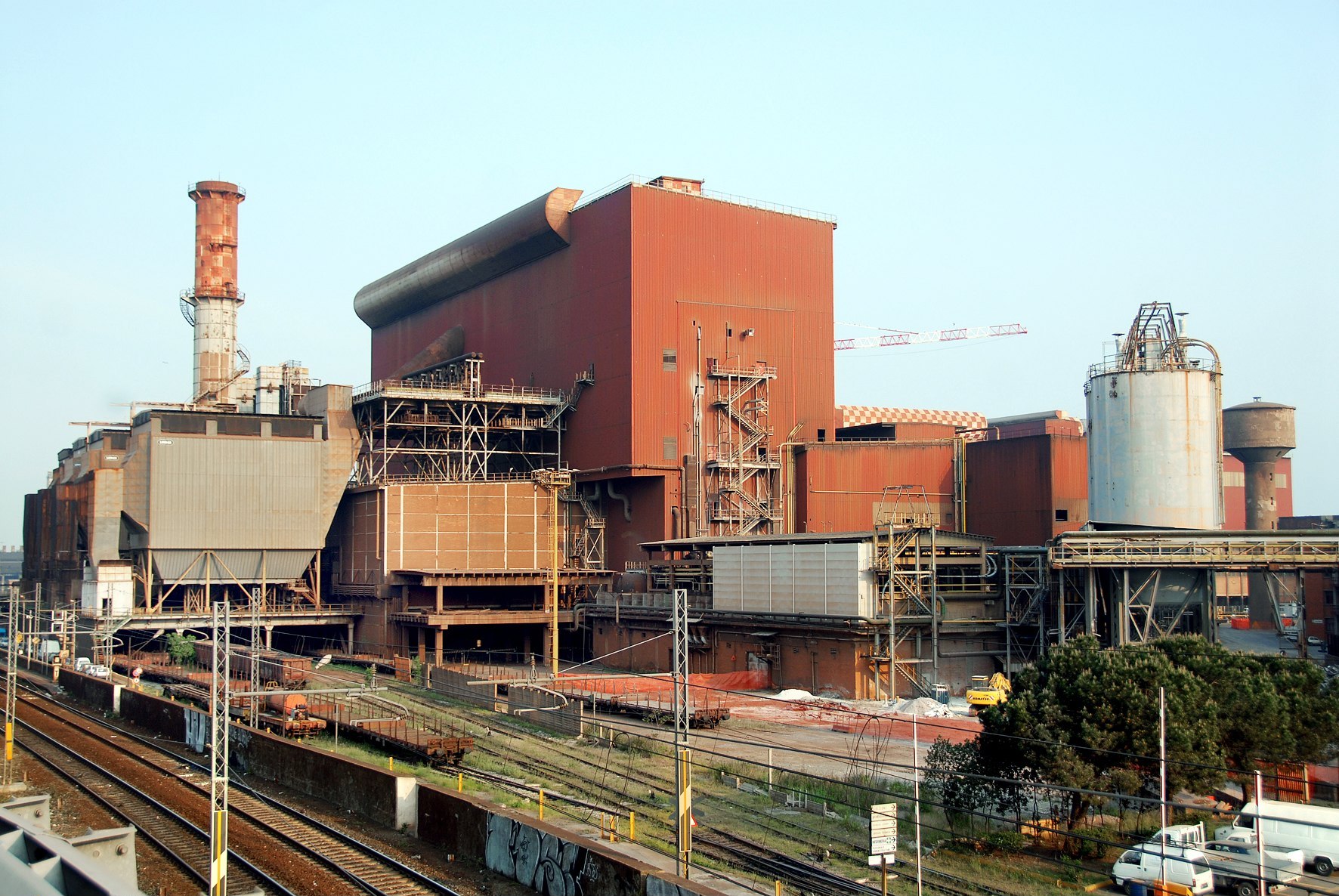 ex ilva fifth day of strike in genoa as talks at the ministry are awaited