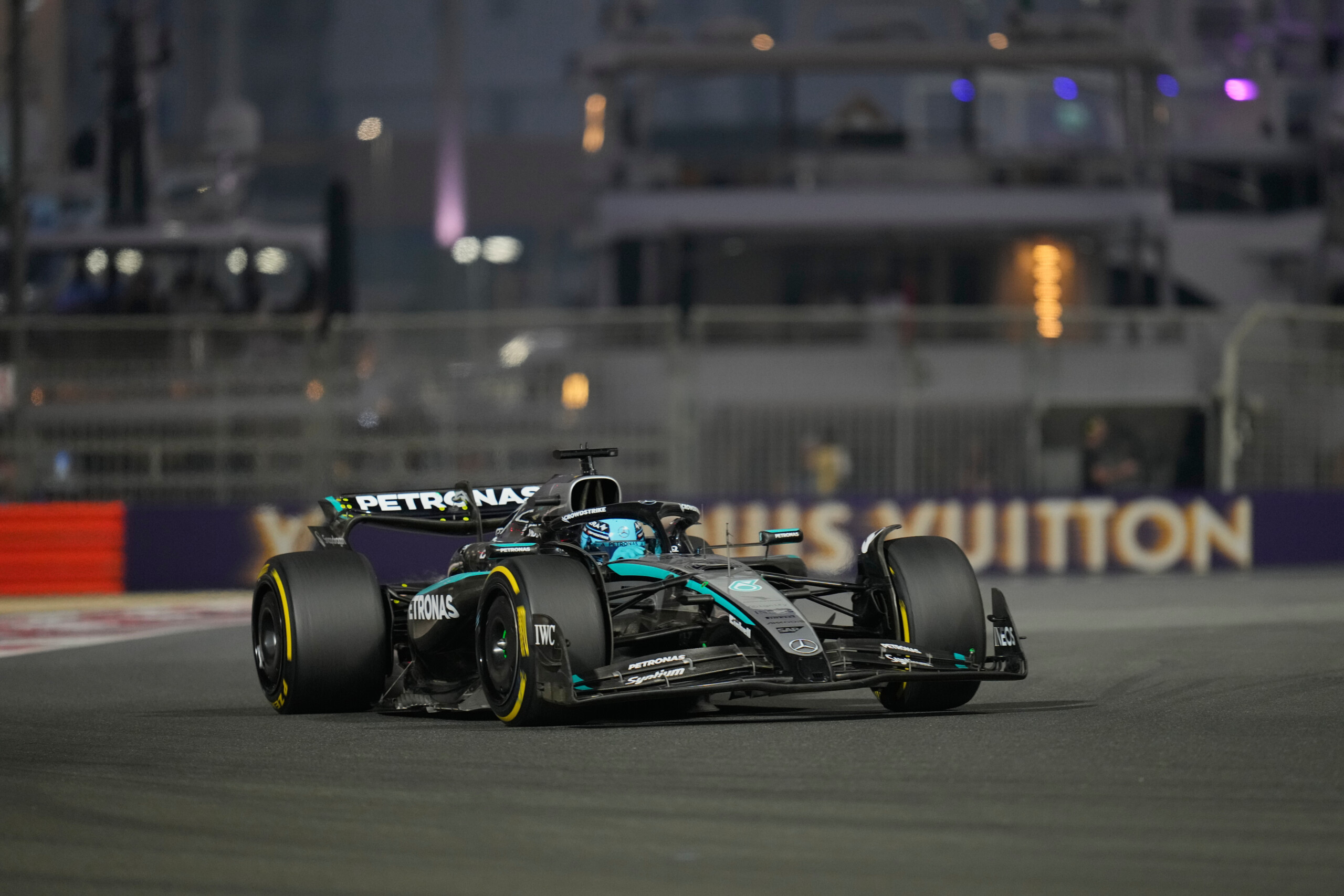 F1: Russell fastest in third free practice in Abu Dhabi ahead of Norris and Verstappen 1 f1 russell fastest in third free practice in abu dhabi ahead of norris and verstappen scaled