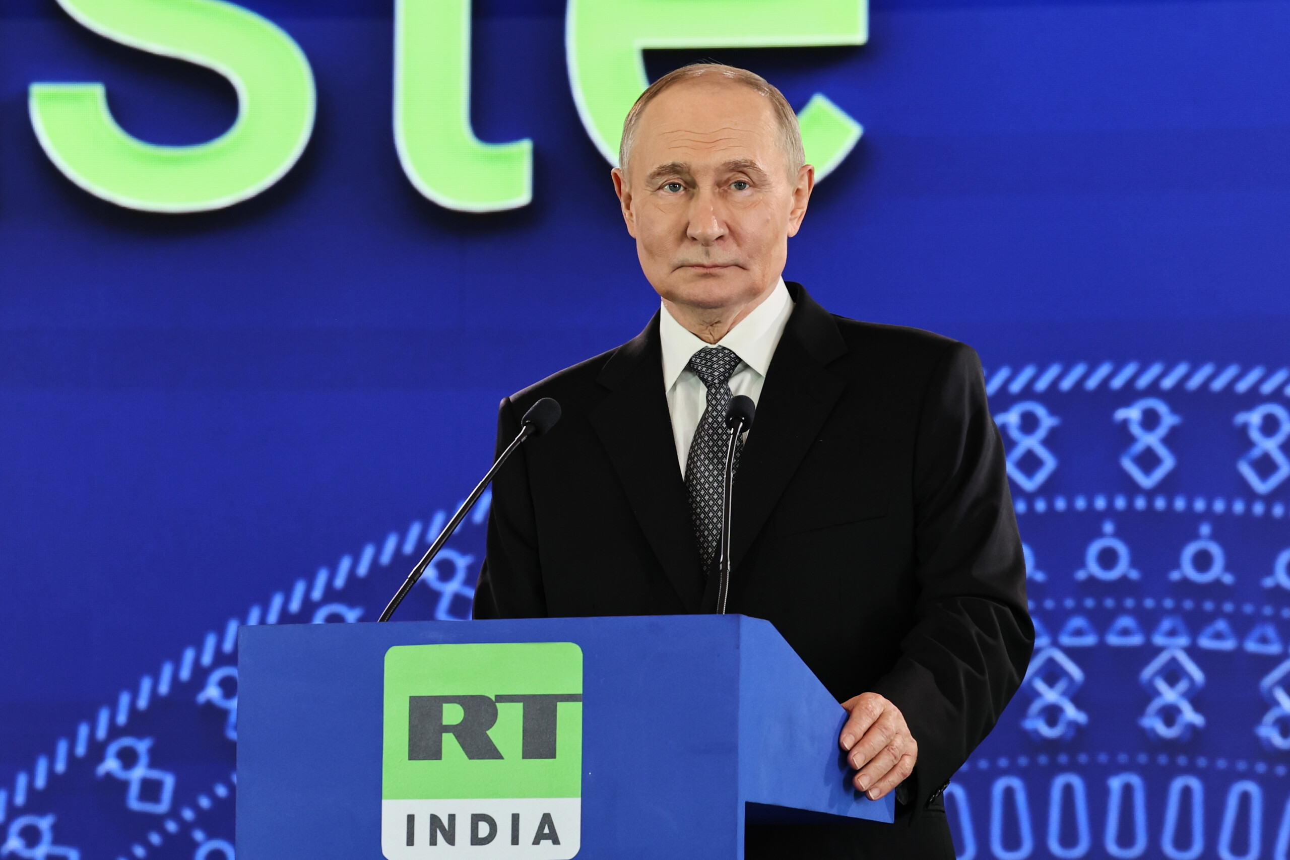 Russia: Putin says GDP will grow by 1% by the end of the year 1 russia putin says gdp will grow by 1 by the end of the year scaled