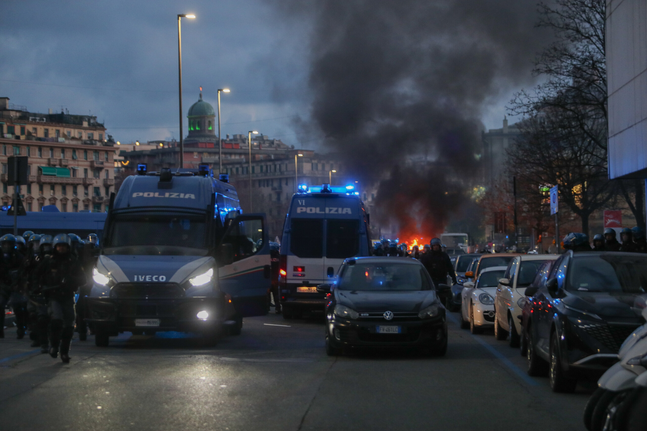 Football: clashes before Genoa-Inter match, five arrests 1 football clashes before genoa inter match five arrests scaled
