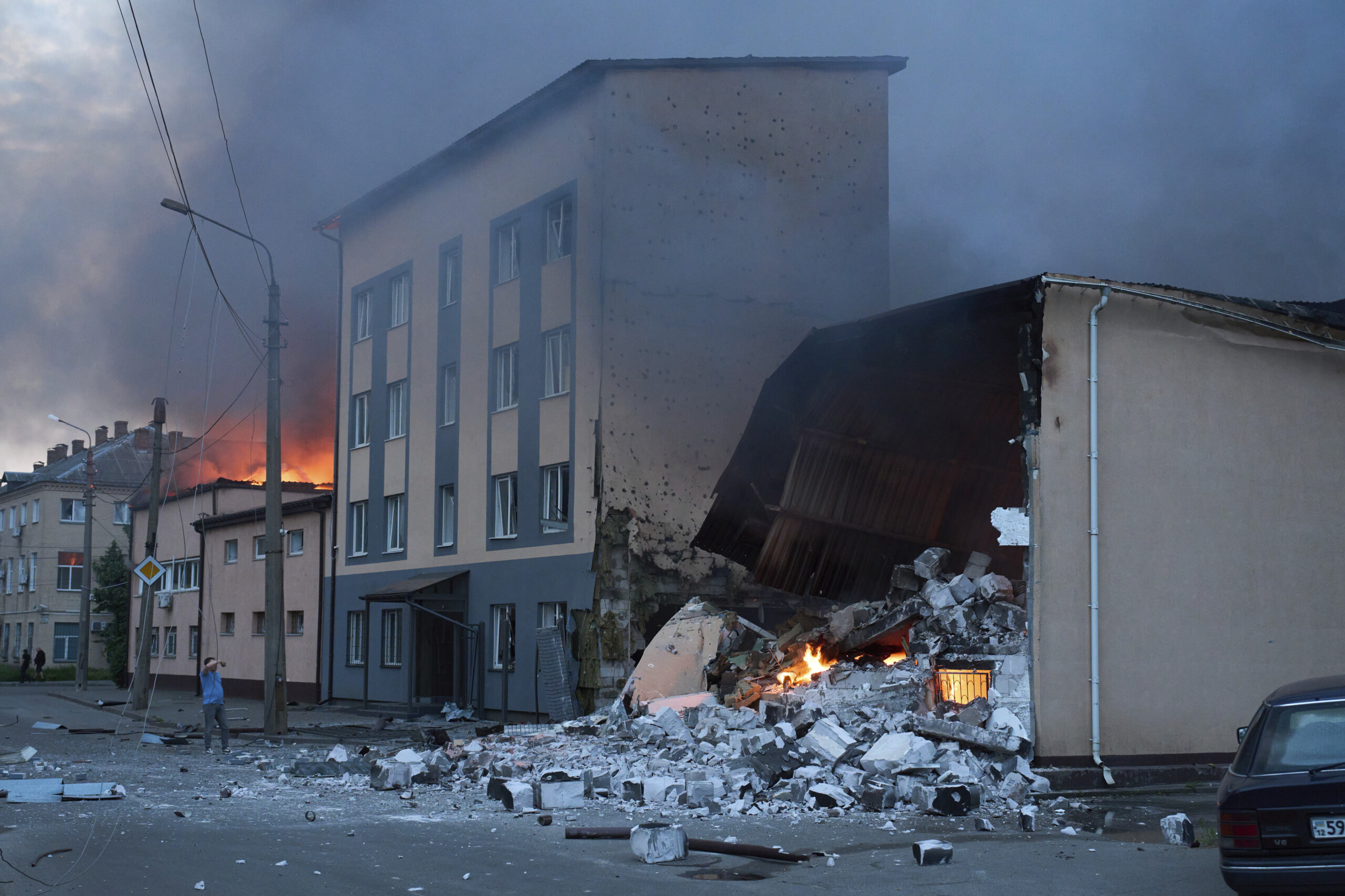 ukraine at least two victims after russian raids scaled