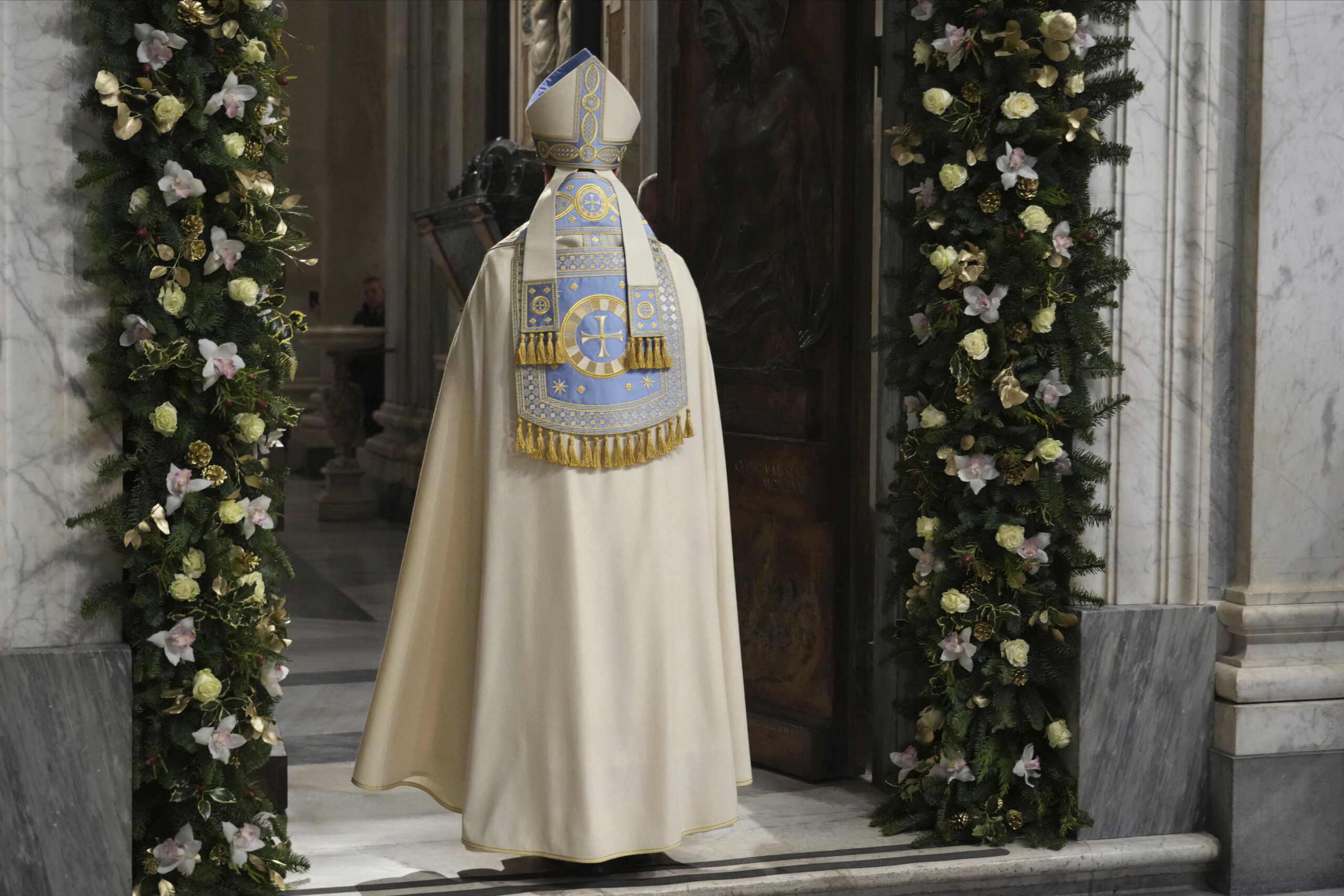 jubilee holy door closes in basilica of st mary major scaled