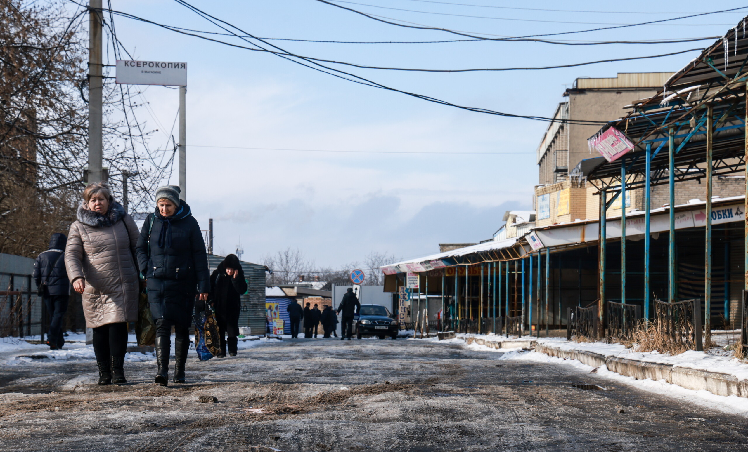 ukraine zelensky 85 of the population is against withdrawal from donbass scaled