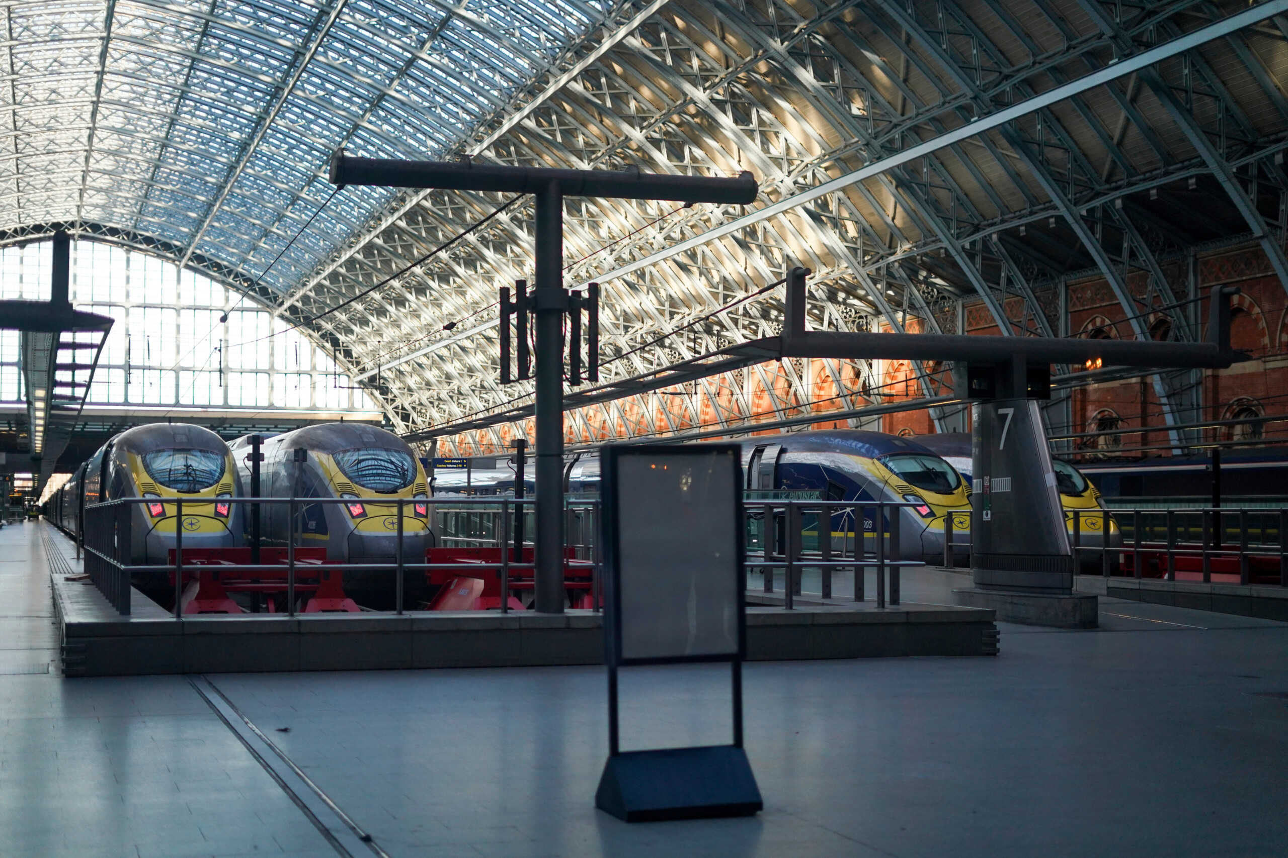 Trains: Eurostar service resumed, but delays possible 1 trains eurostar service resumed but delays possible scaled