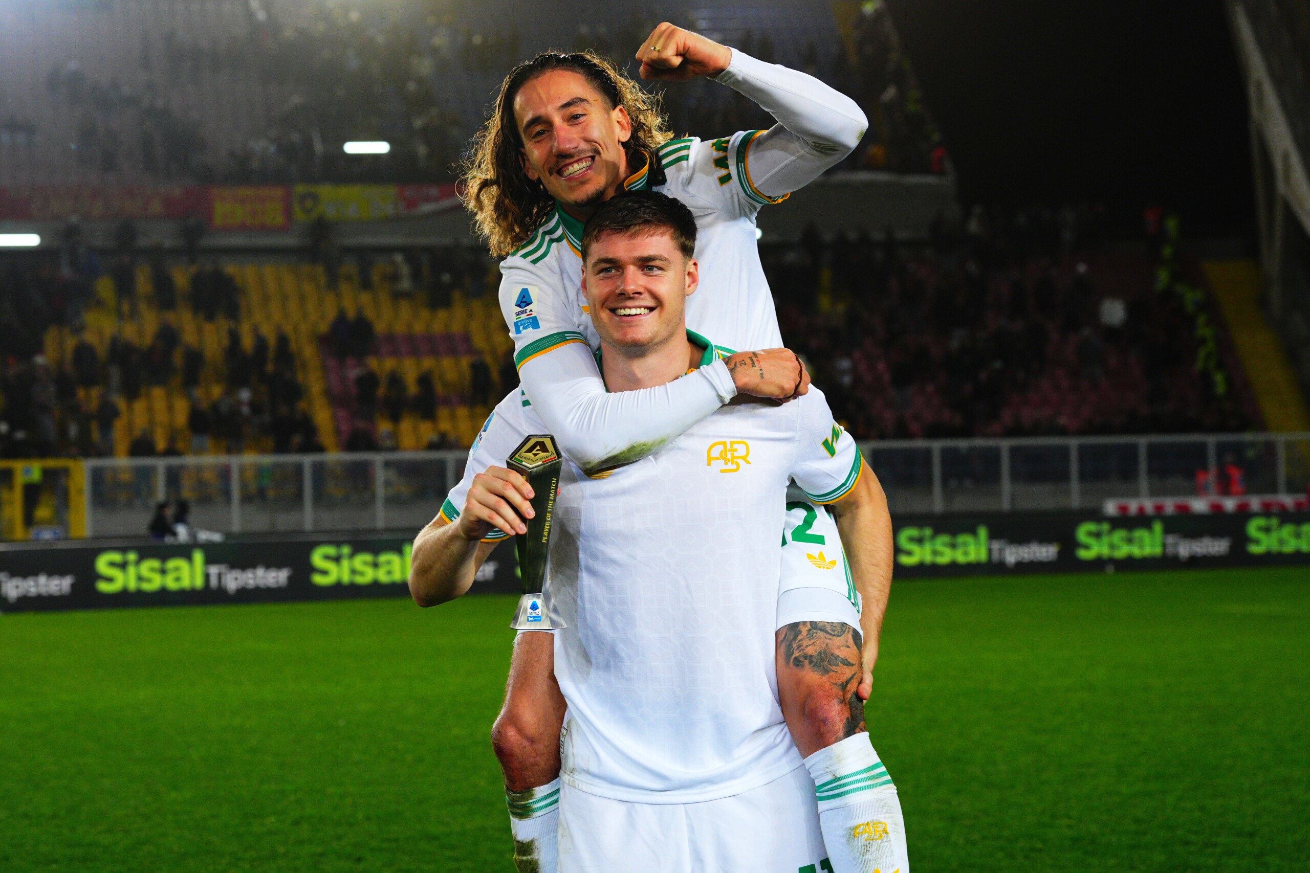 football serie a lecce roma 0 2 the giallorossi are fourth one point behind napoli scaled