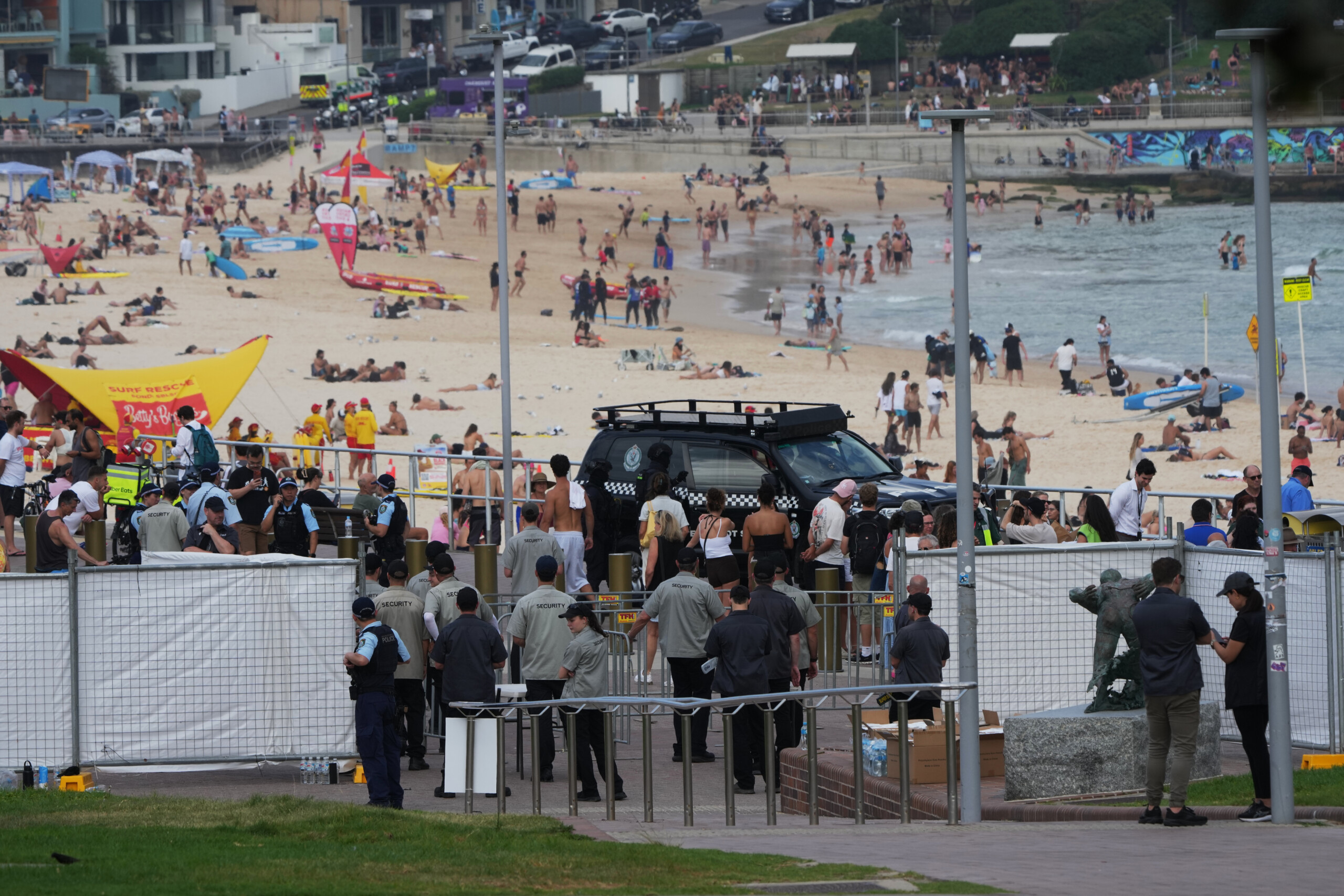 australia albanese announces commission of inquiry into bondi beach massacre scaled