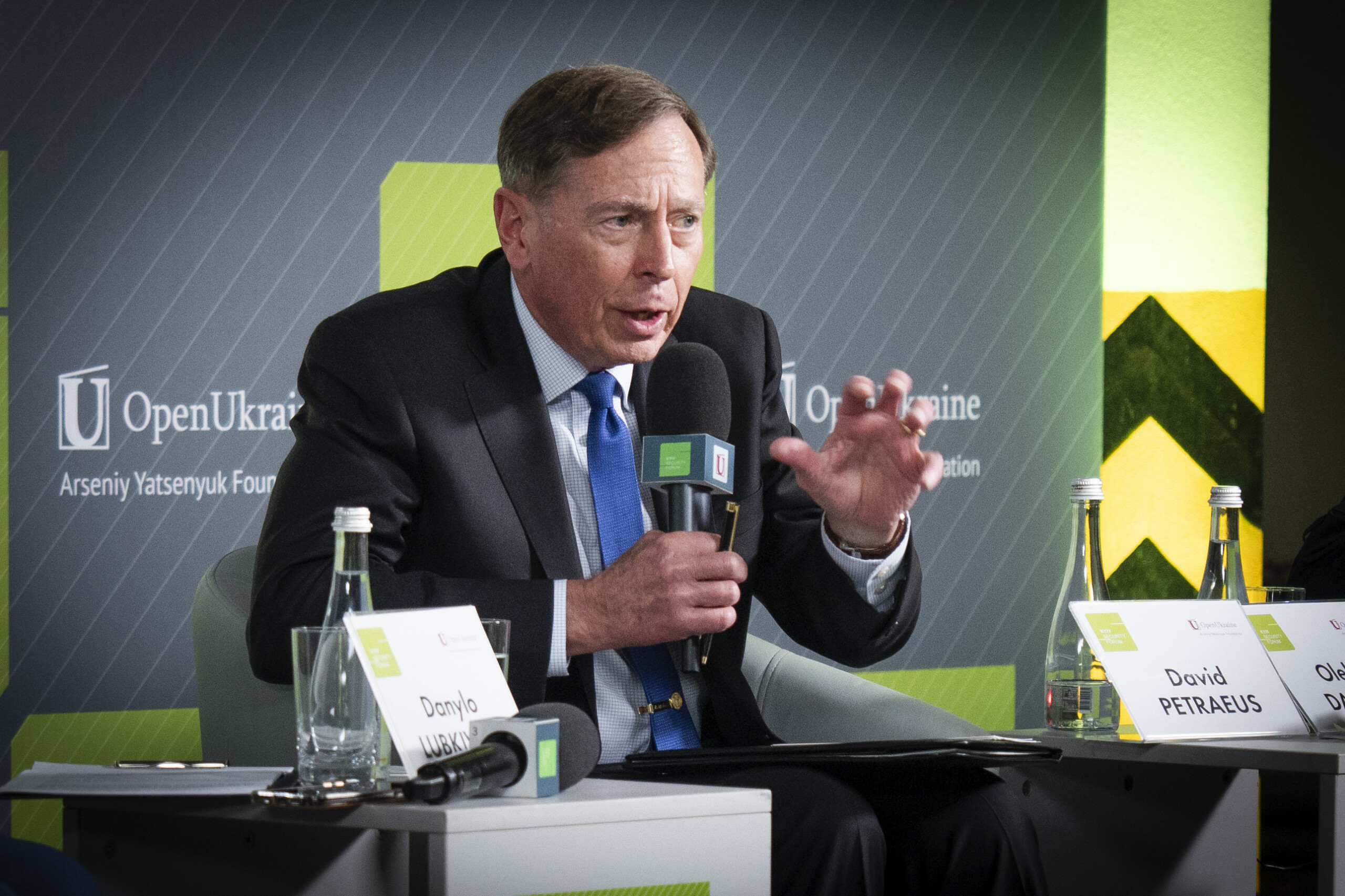 iran former cia director regime could withstand us attack scaled