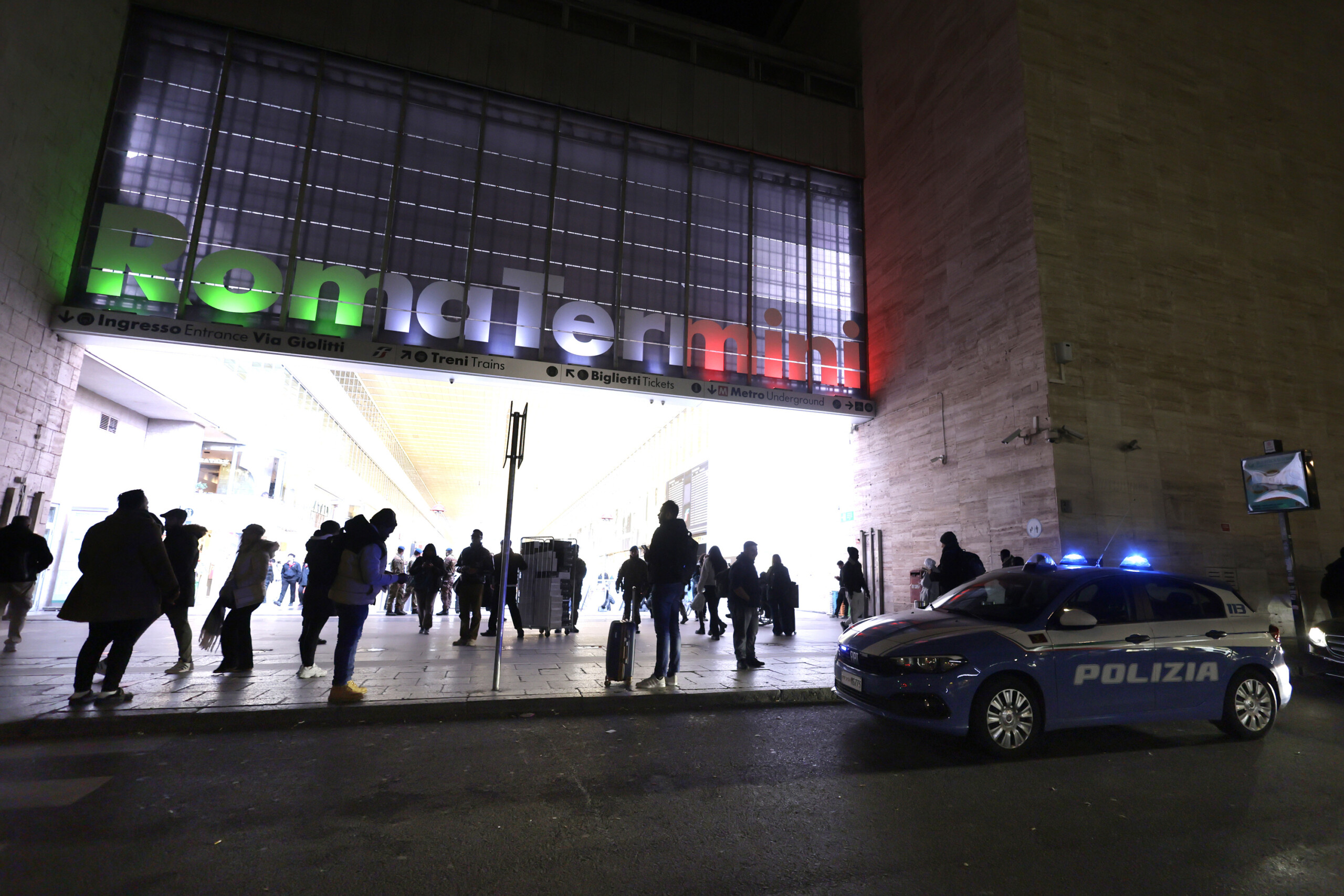 Rome: checks at Termini station, over 6 million counterfeit items seized 1 rome checks at termini station over 6 million counterfeit items seized scaled