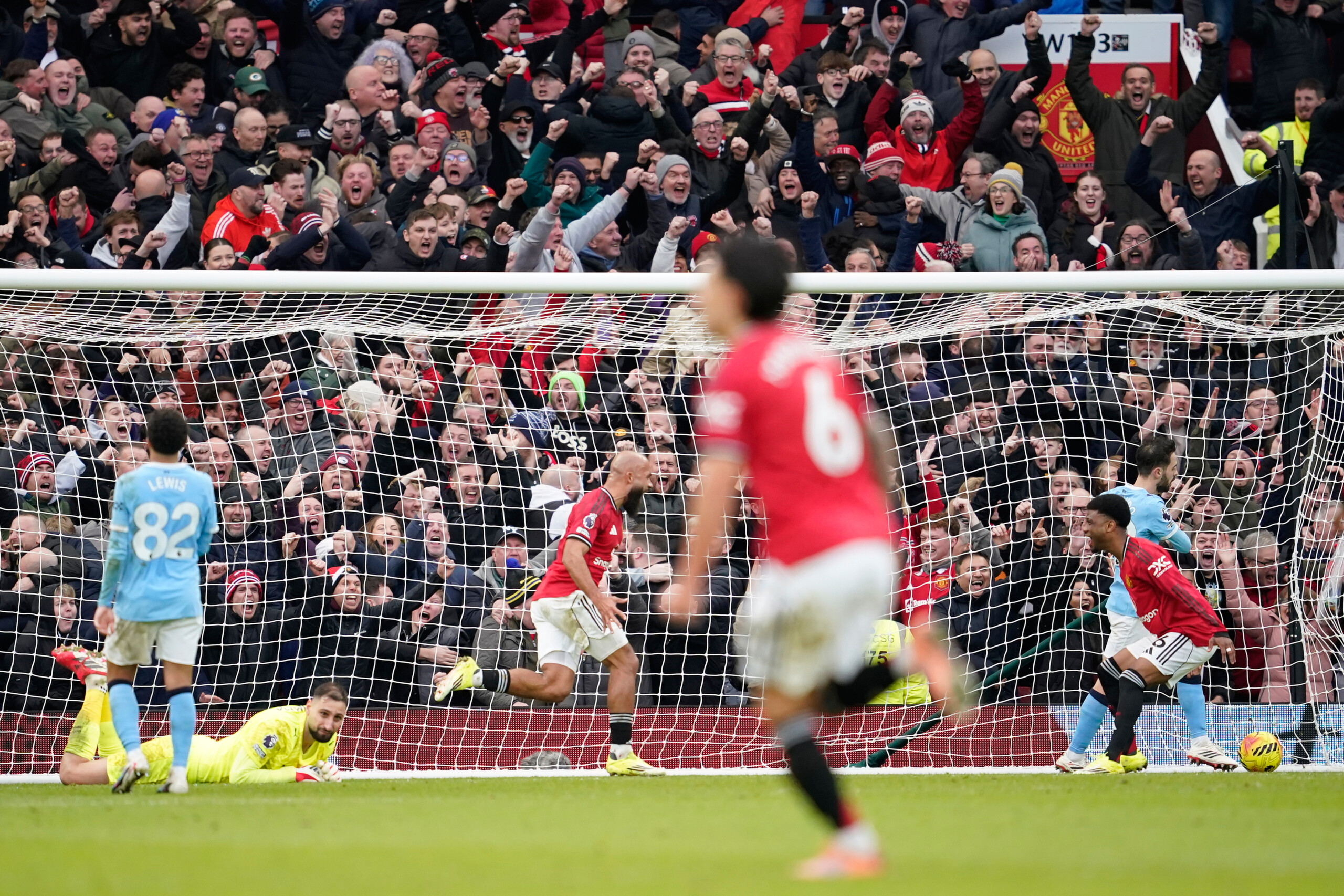 premier league manchester united wins 2 0 derby against city scaled